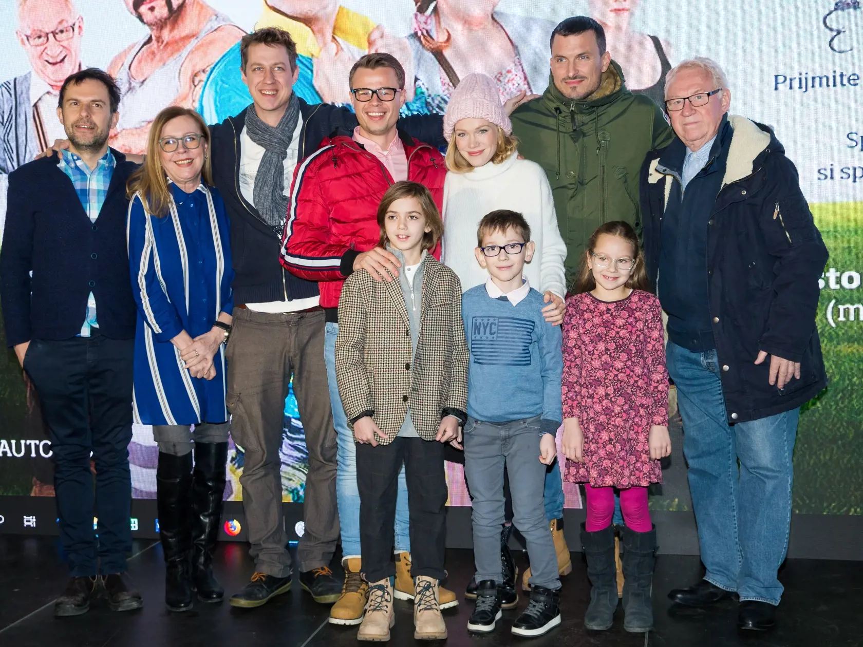 Novinárska premiéra nového seriálu "Autoškola" v produkcii televízie Markíza. Na snímke Juraj Kemka, Marta Sládečková, Peter Kadlečík, Ján Alžbetkin, Dominika Morávková Zelníková, Ján Koleník a Karol Čálik.