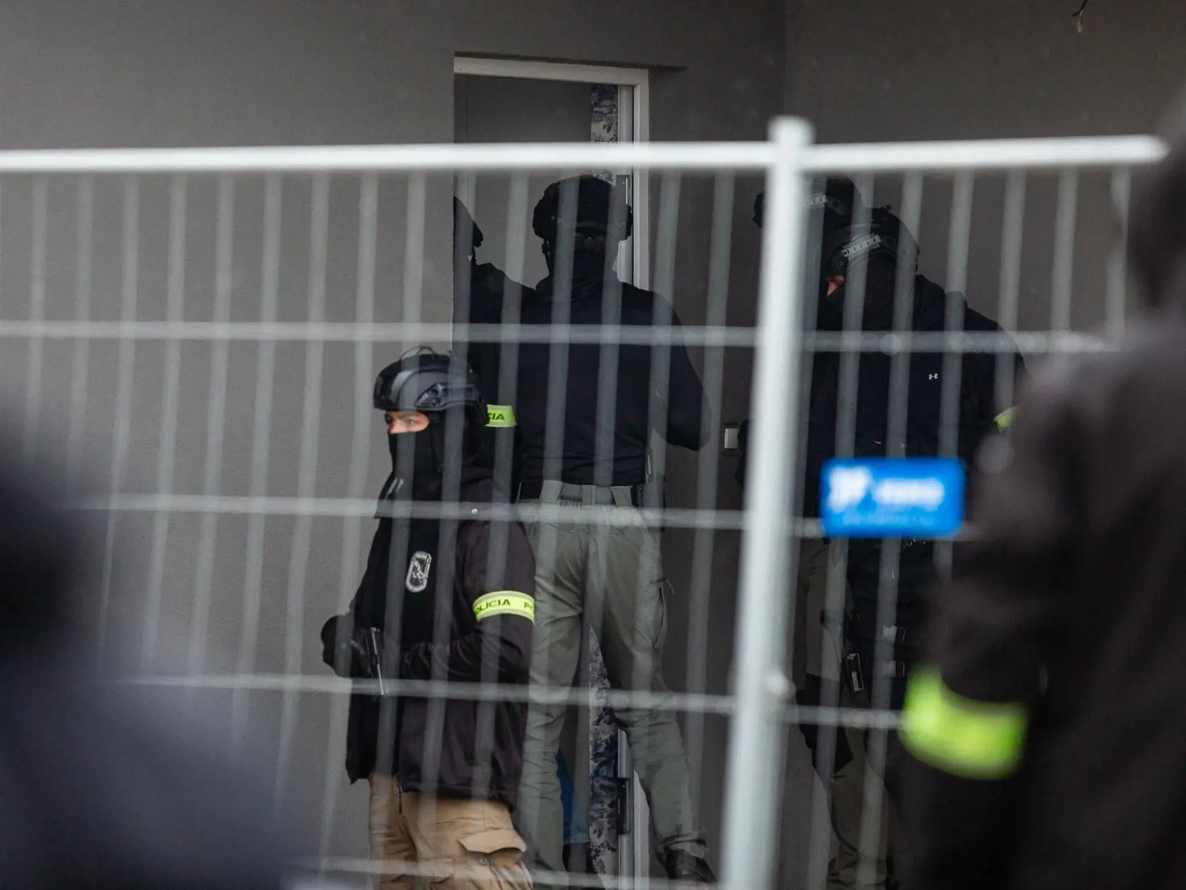 Zásah NAKA v súvislosti s drogovou trestnou činnosťou v obci Miloslavov.