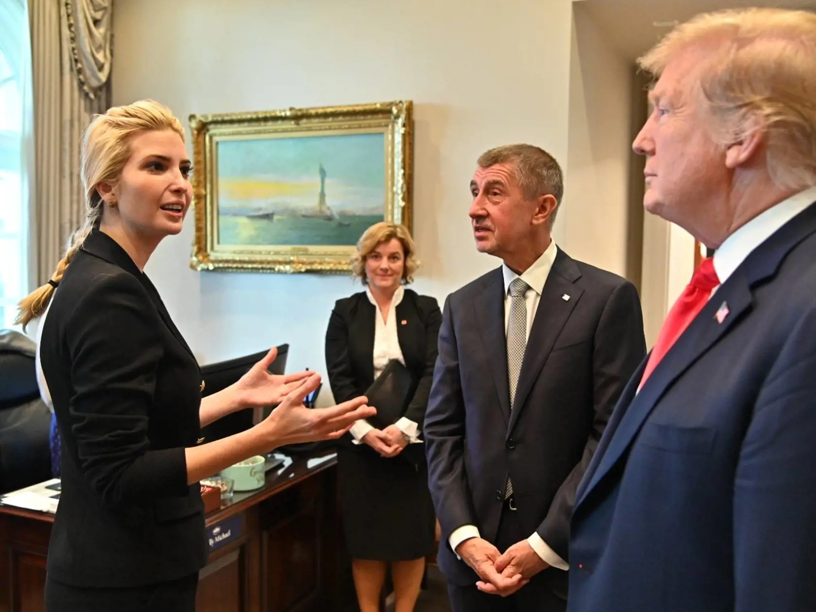 Andrej Babiš sa na návšteve Bieleho domu stretol s Donaldom Trumpom aj jeho dcérou Ivankou Trump
