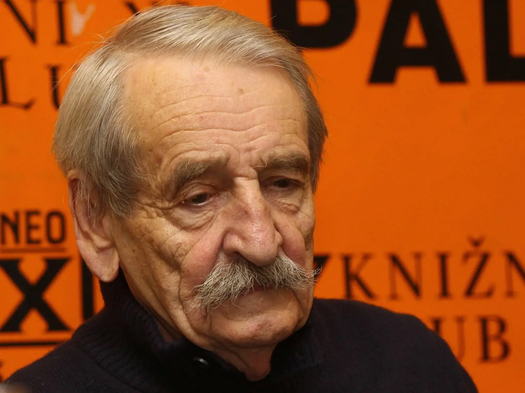 Jaroslav Weigel stvárnil čašníka vo filme Vrchní, prchní!