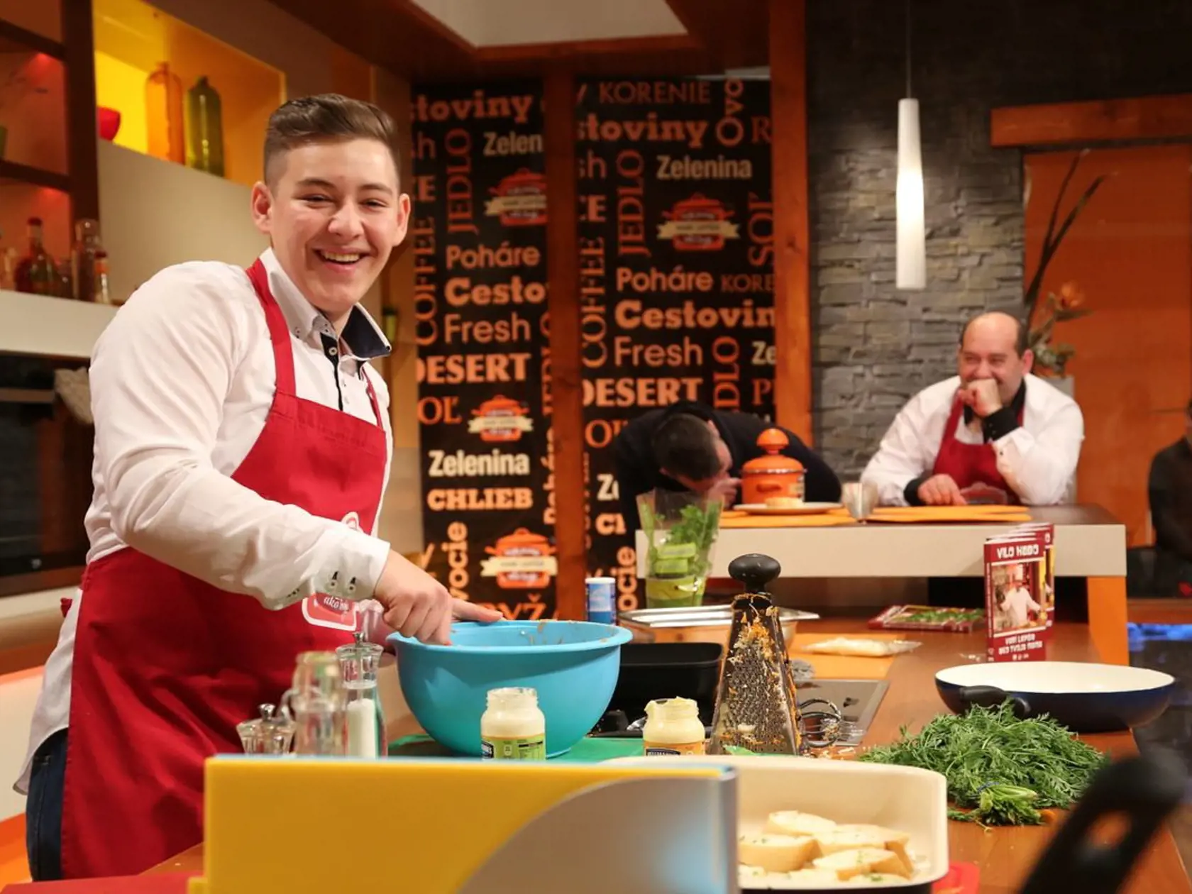 Dávid Habo v šou Moja mama varí lepšie ako tvoja varil s otcom Vilo. Ten bol poriadne výbušný. To však Dávida vôbec neodradilo!
