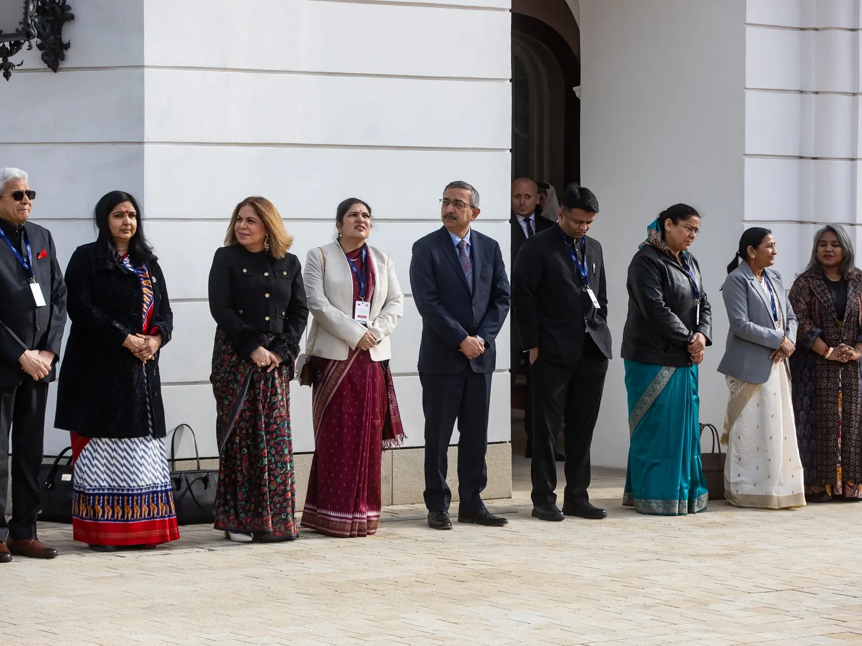 Prezident SR Peter Pellegrini víta v Grasalkovičovom paláci prezidentku Indickej republiky Draupadi Murmúovú.
