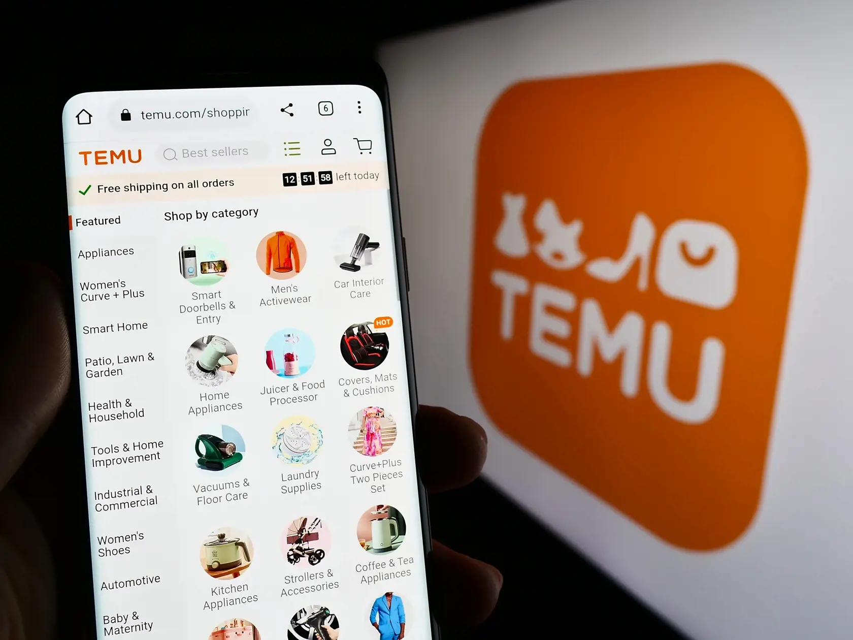Na Slovákov útočí oranžové logo e-shopu TEMU.