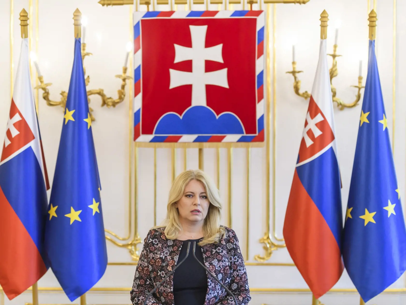 Na snímke prezidentka SR Zuzana Čaputová počas vyhlásenia k atentátu na premiéra SR Roberta Fica v Bratislave 15. mája 2024. Fica v stredu po výjazdovom rokovaní vlády v Handlovej postrelili. Na mieste padlo niekoľko výstrelov, útočníka zadržali. FOTO TASR - Jaroslav Novák