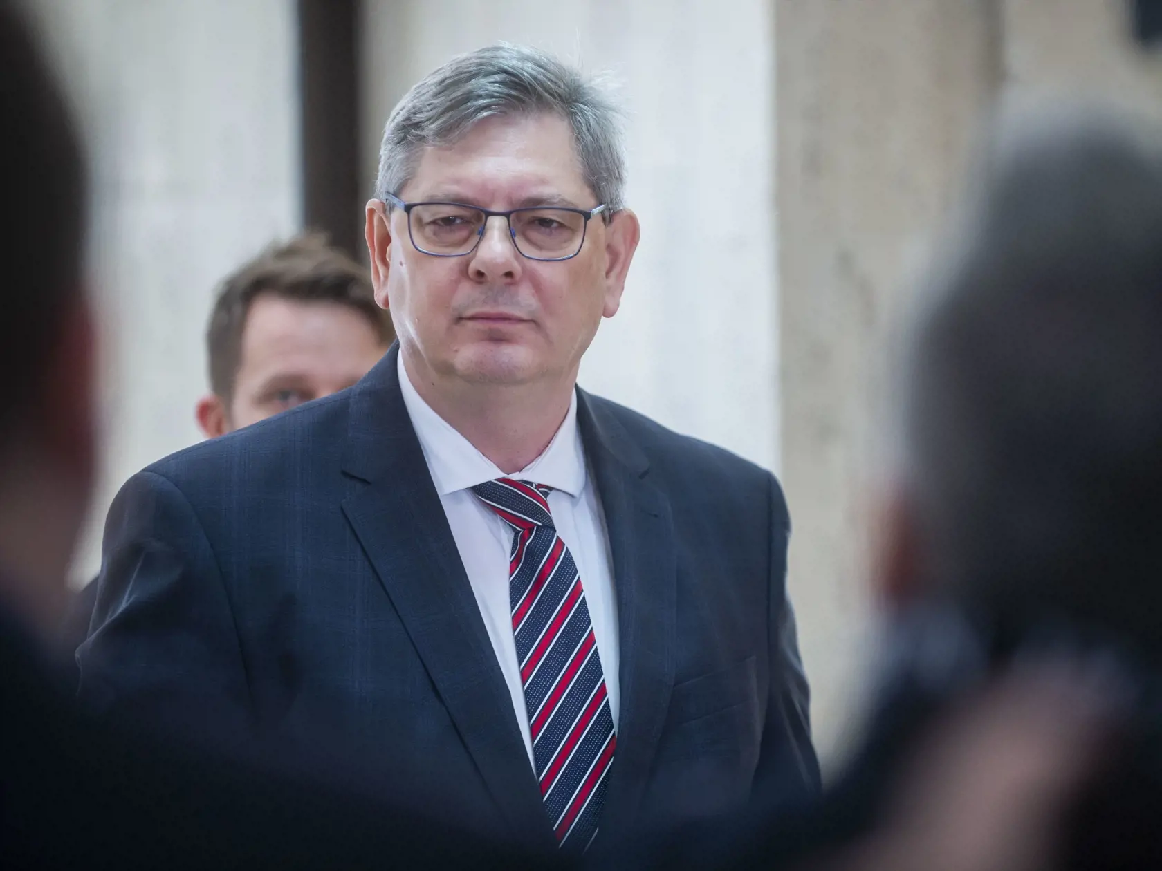 Na snímke minister spravodlivosti SR Boris Susko (Smer-SD) prichádza na 22. rokovanie Vlády SR  v Bratislave v stredu 6. marca 2024.
