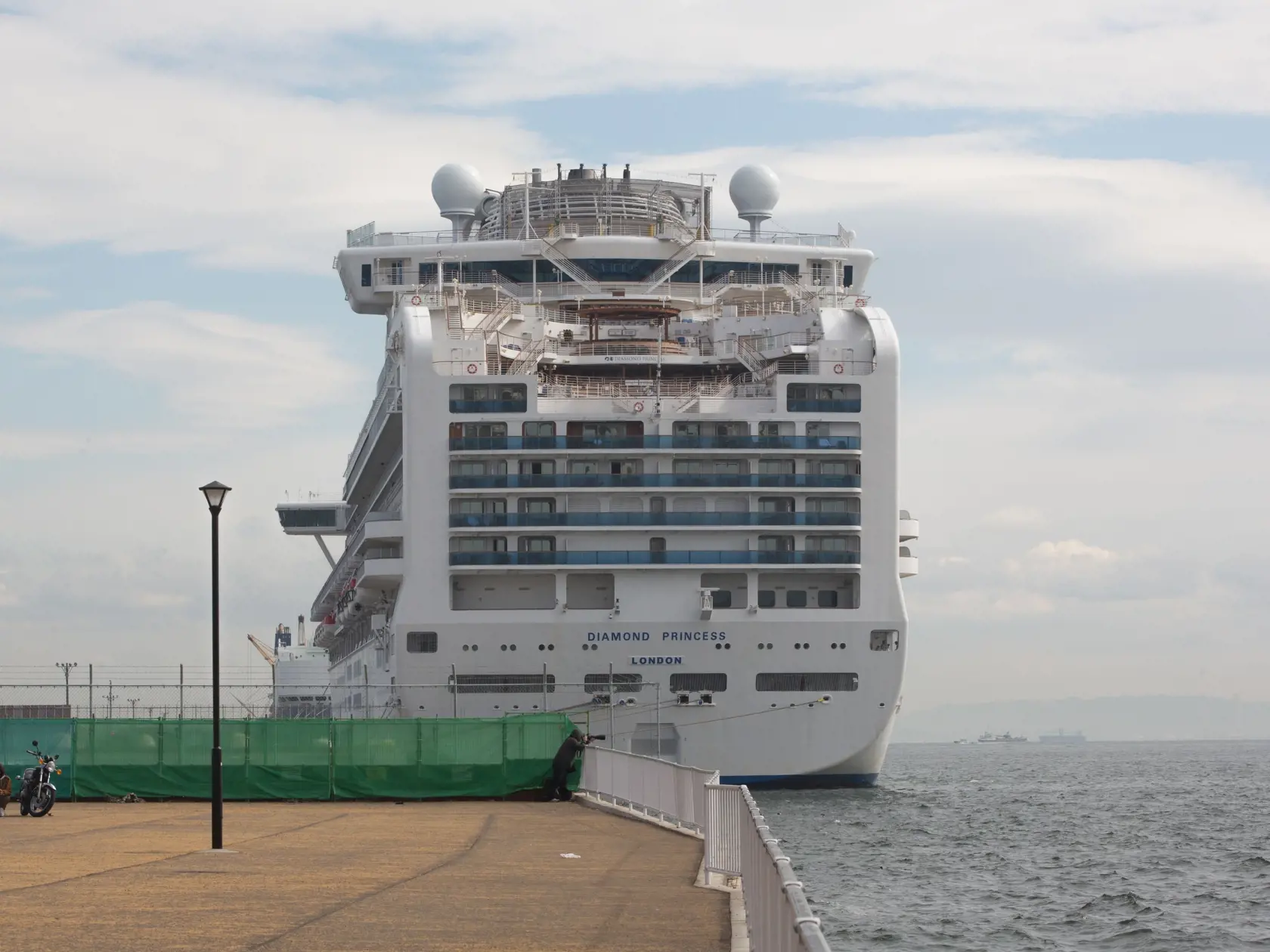 Na lodi Diamond Princess, ktorá sa pre vírus nachádza v karanténe, sa nachádza aj občan SR.