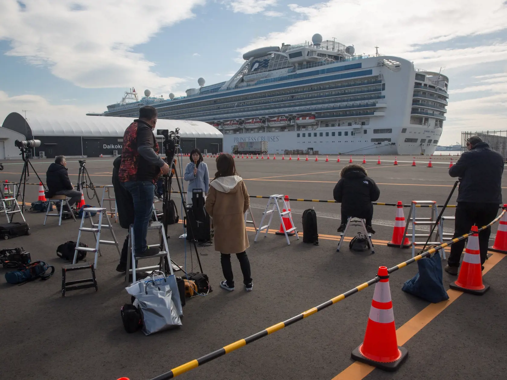 Na lodi Diamond Princess, ktorá sa pre vírus nachádza v karanténe, sa nachádza aj občan SR.
