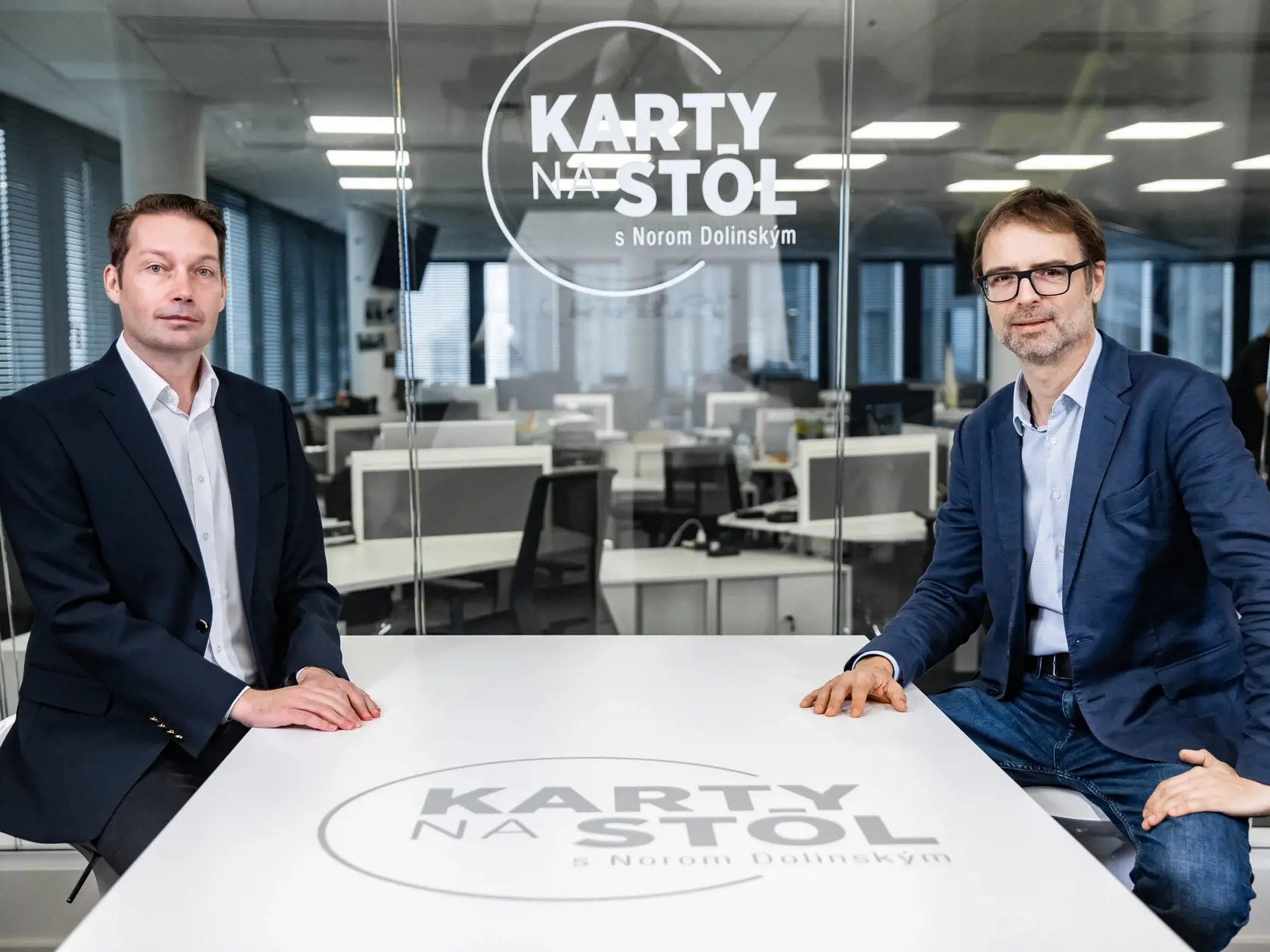 Diskusná relácia "Karty na stôl", ktorej hosťom bol Tomáš Szalay (SASKA), novozvolený poslanec NR SR.