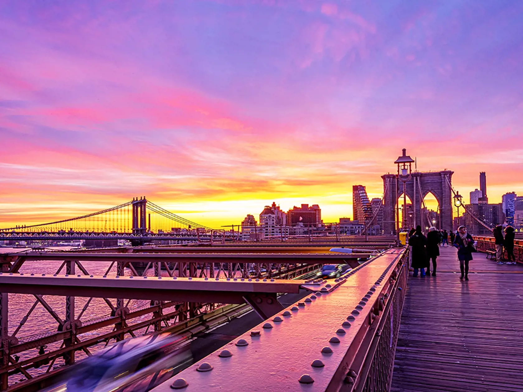 Ak chcete zažiť veľké mestá ako je New York či Londýn bez ľudí, musíte si privstať.