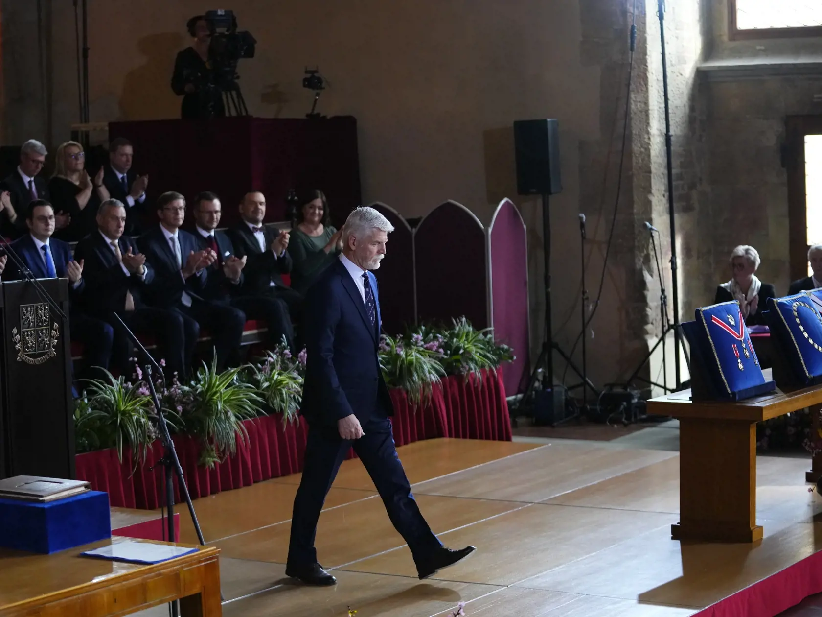 Nový český prezident Petr Pavel odchádza po tom, ako zložil prísahu po jeho inaugurácii na Pražskom hrade v Prahe 9. marca 2023.