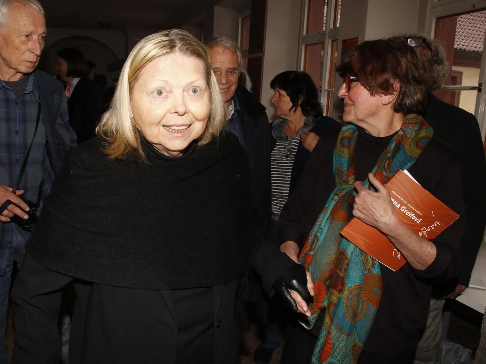 Manželka Josefa Laufera, Irena Greifová, zomrela v roku 2022 vo veku 83 rokov.