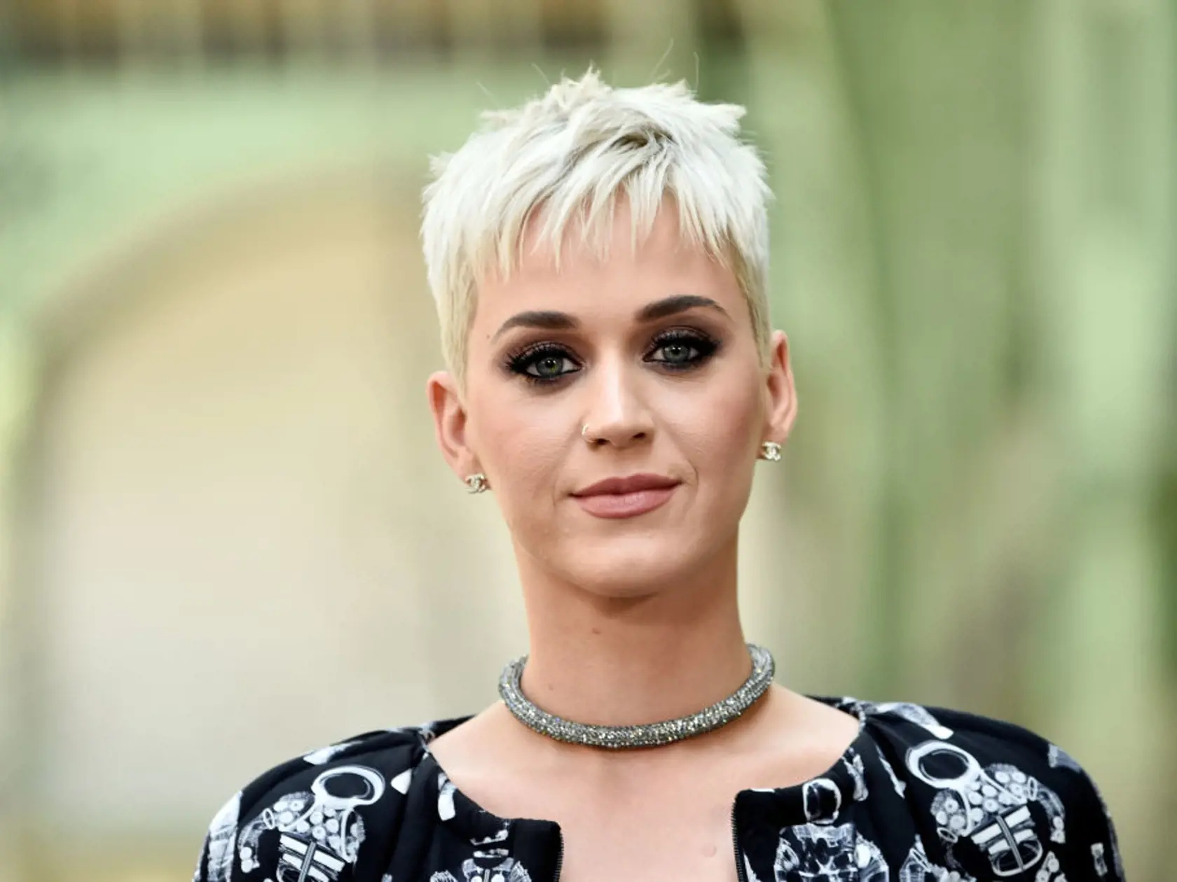 PARIS, FRANCE - JULY 04:  Katy Perry attends the Chanel Haute Couture Fall/Winter 2017-2018 show as part of Haute Couture Paris Fashion Week on July 4, 2017 in Paris, France.  (Photo by Pascal Le Segretain/Getty Images)