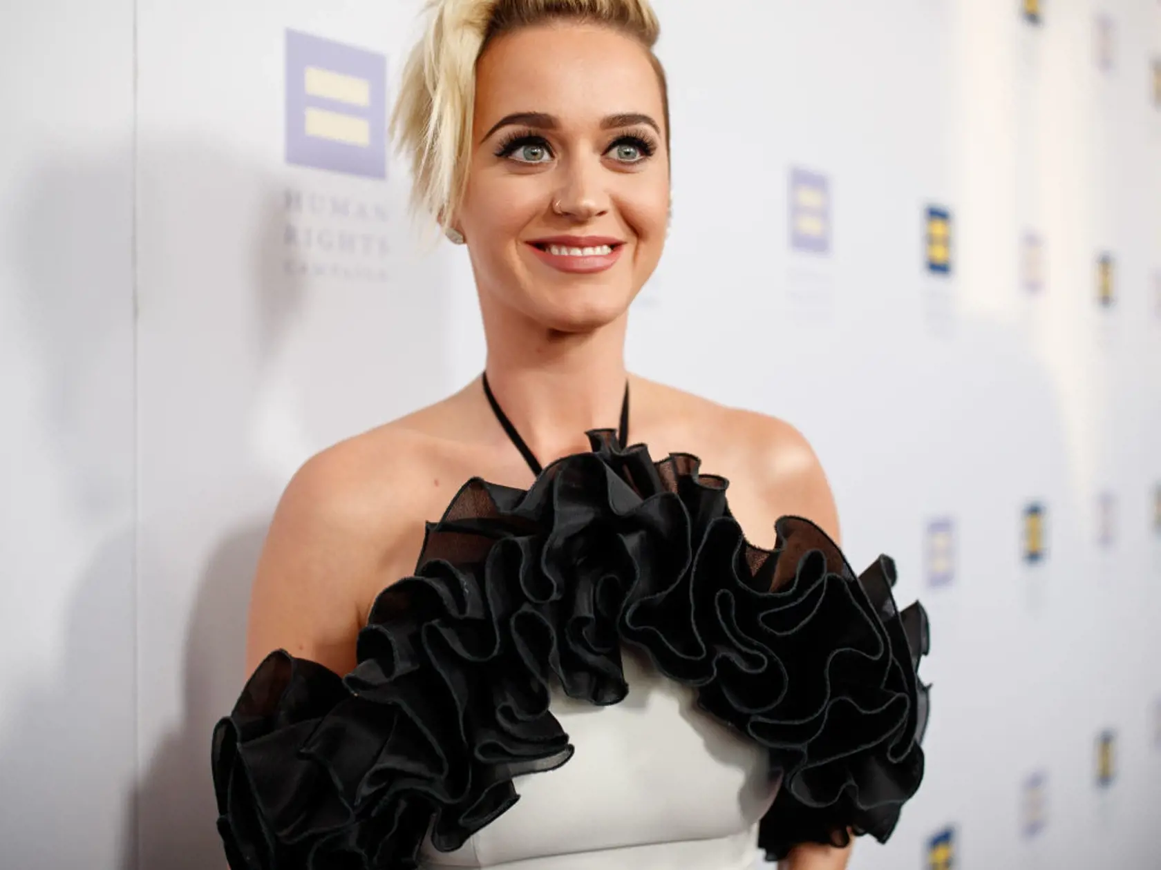 LOS ANGELES, CA - MARCH 18: Singer Katy Perry arrives to The Human Rights Campaign 2017 Los Angeles Gala Dinner at JW Marriott Los Angeles at L.A. LIVE on March 18, 2017 in Los Angeles, California. (Photo by Christopher Polk/Getty Images )