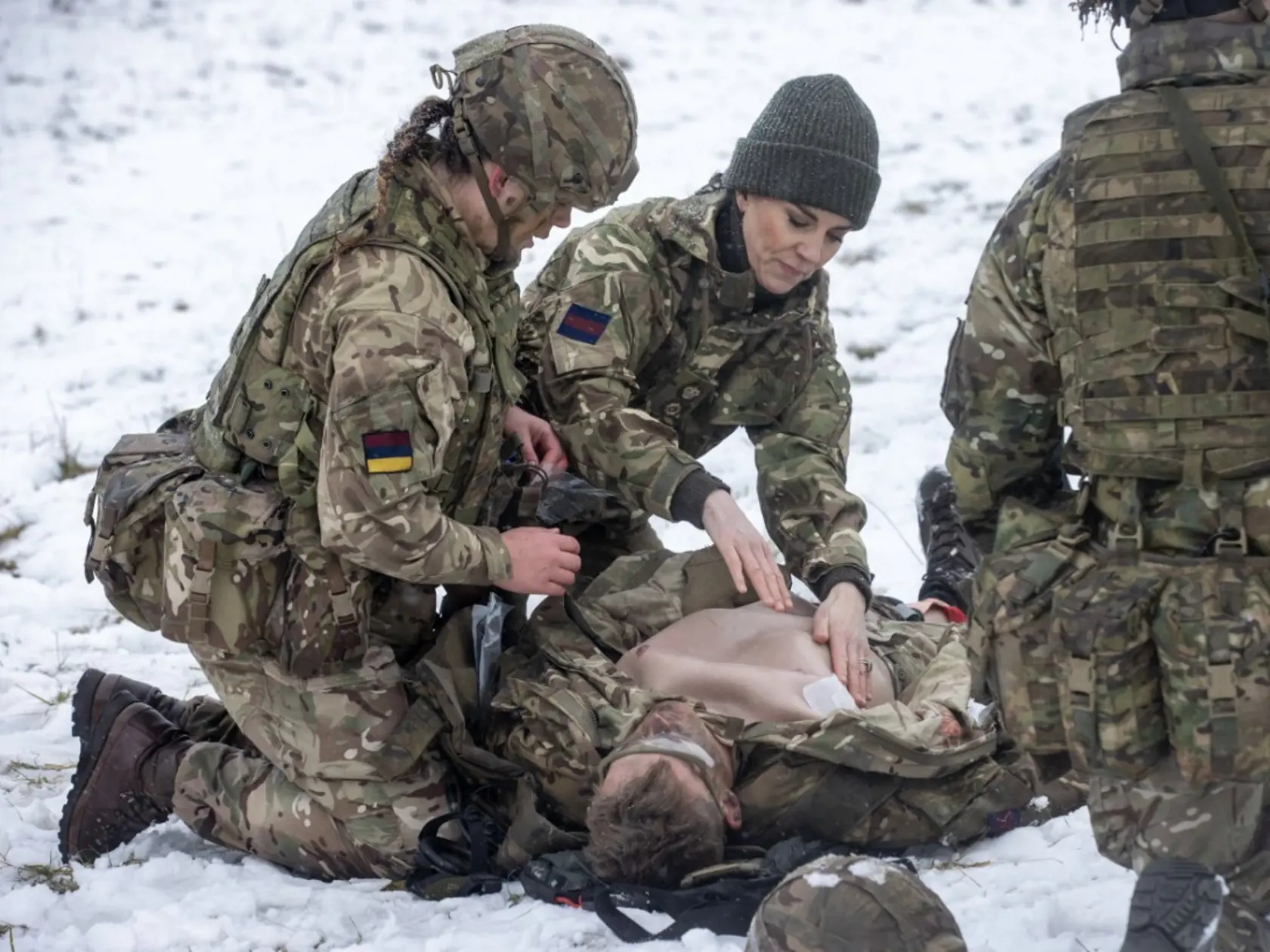Nové fotografie princeznej Kate sa navyše objavili len niekoľko dní po tom, ako britské médiá informovali o údajnej nevere princa Williama.