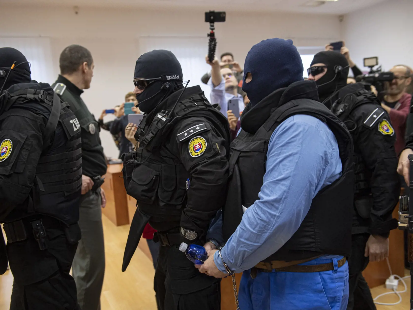 Hlavné pojednávanie v kauze vraždy novinára Jána Kuciaka a jeho snúbenice Martiny Kušnírovej na Špecializovanom trestnom súde v Pezinku 14. januára 2020. Na snímke vpravo korunný svedok Zoltán Andruskó.