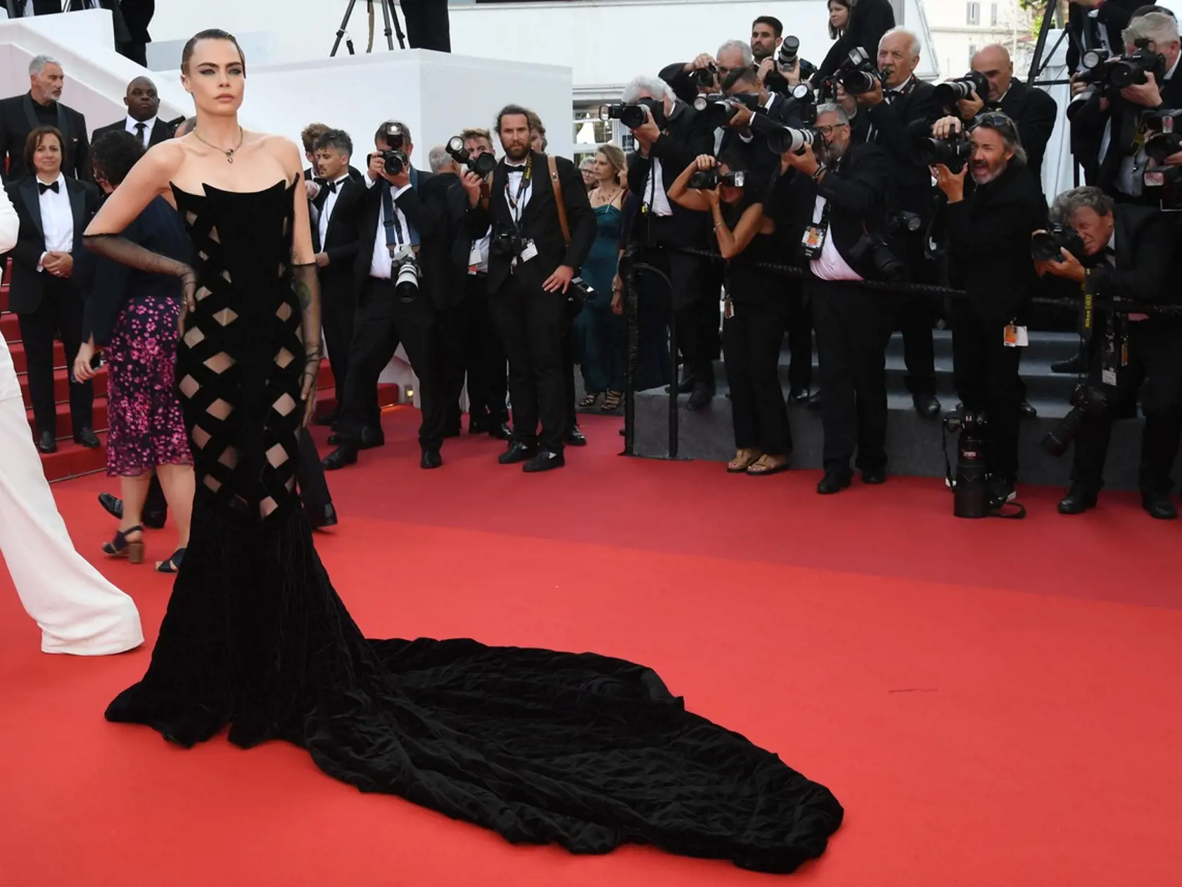Na najnovších snímkach sa modelka opäť objavila v top forme. Čo je za jej dvomi tvárami?
