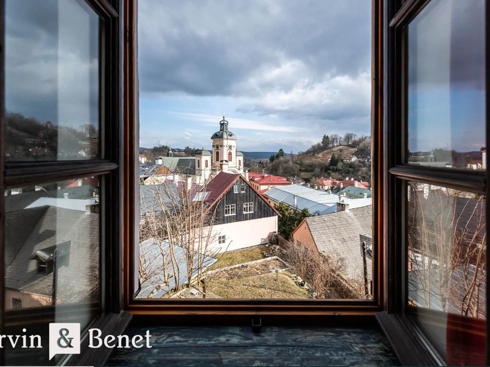 Dom v Banskej Štiavnici, kde žijú Oskar Rózsa a Zdenka Predná.