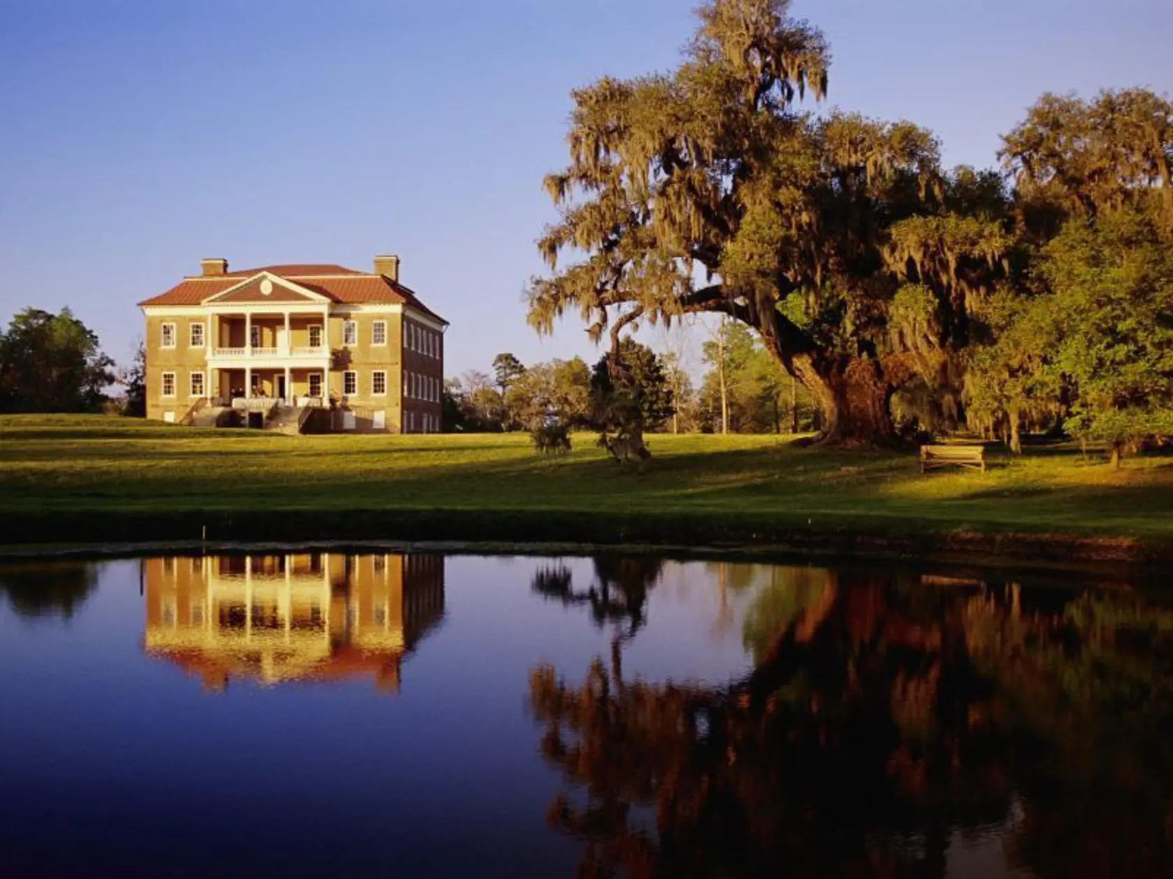 Drayton Hall – jedna z mála víl majiteľov