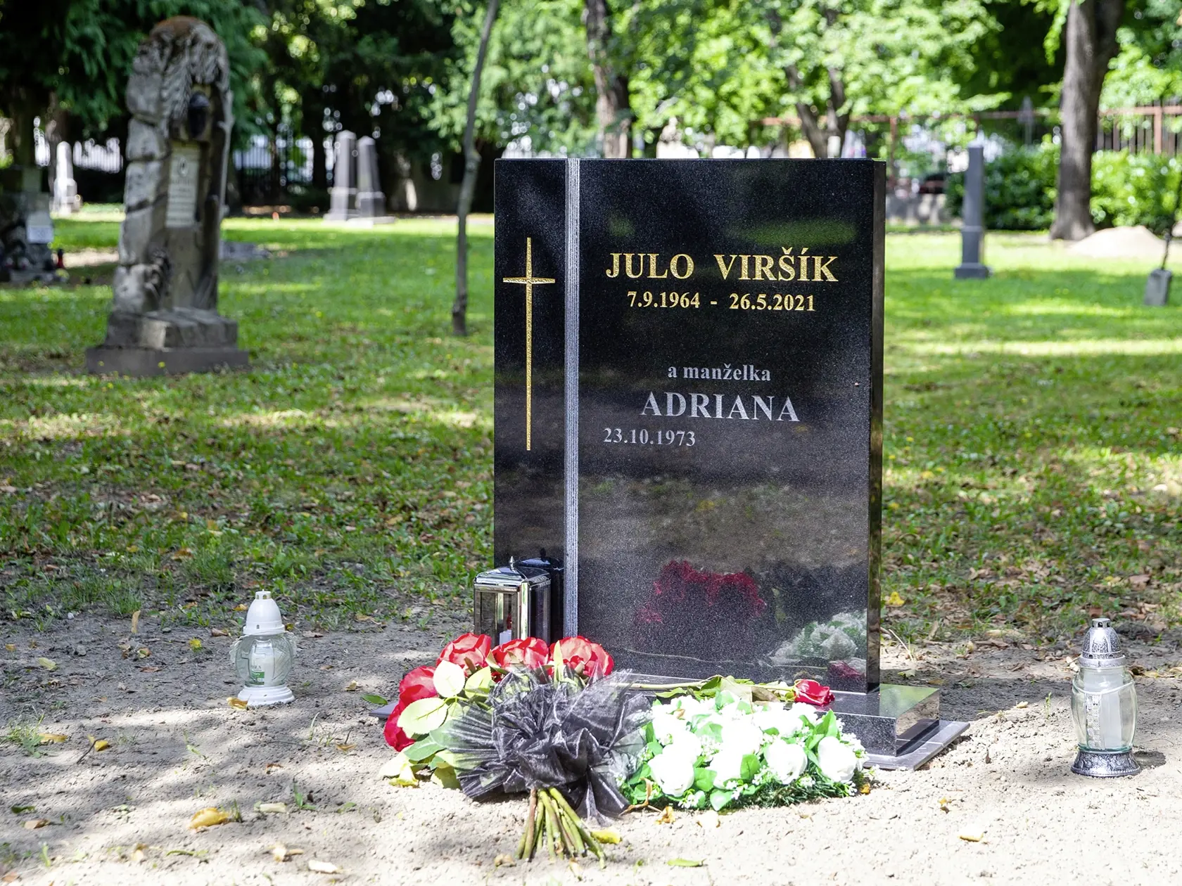 August 2021: Miesto posledného odpočinku Jula Viršíka v Bratislave.