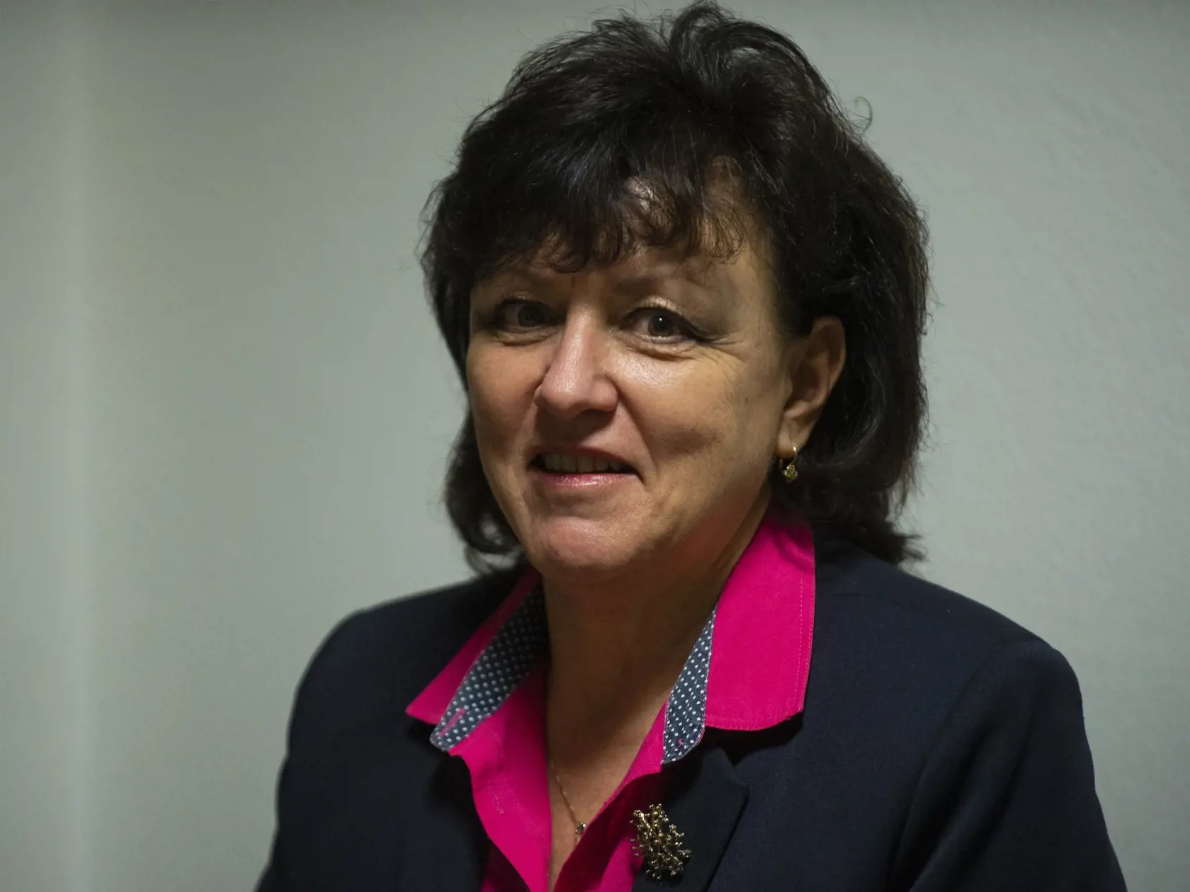 Na snímke znalkyňa z oblasti účtovníctva Lenka Balkovičová prichádza na pojednávanie v kauze falšovania televíznych zmeniek na Špecializovanom trestnom súde v Pezinku 27. februára 2020.