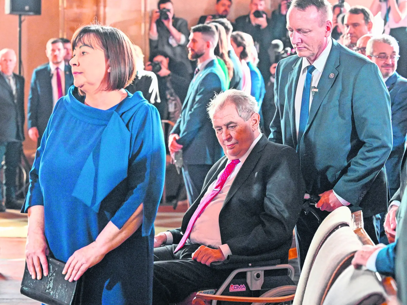 Miloš Zeman, bývalý prezident, Ivana Zemanová, jeho manželka, vo Vladislavskej sále na Pražskom hrade počas inaugurácie.