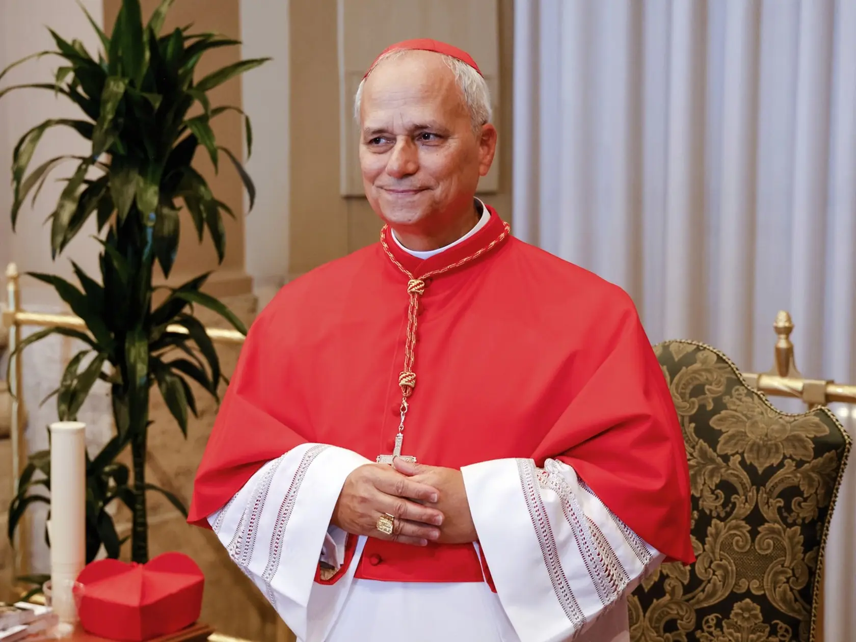 Nový pápež Lev XIV., americký kardinál Robert Prevost, pred začiatkom konkláve.