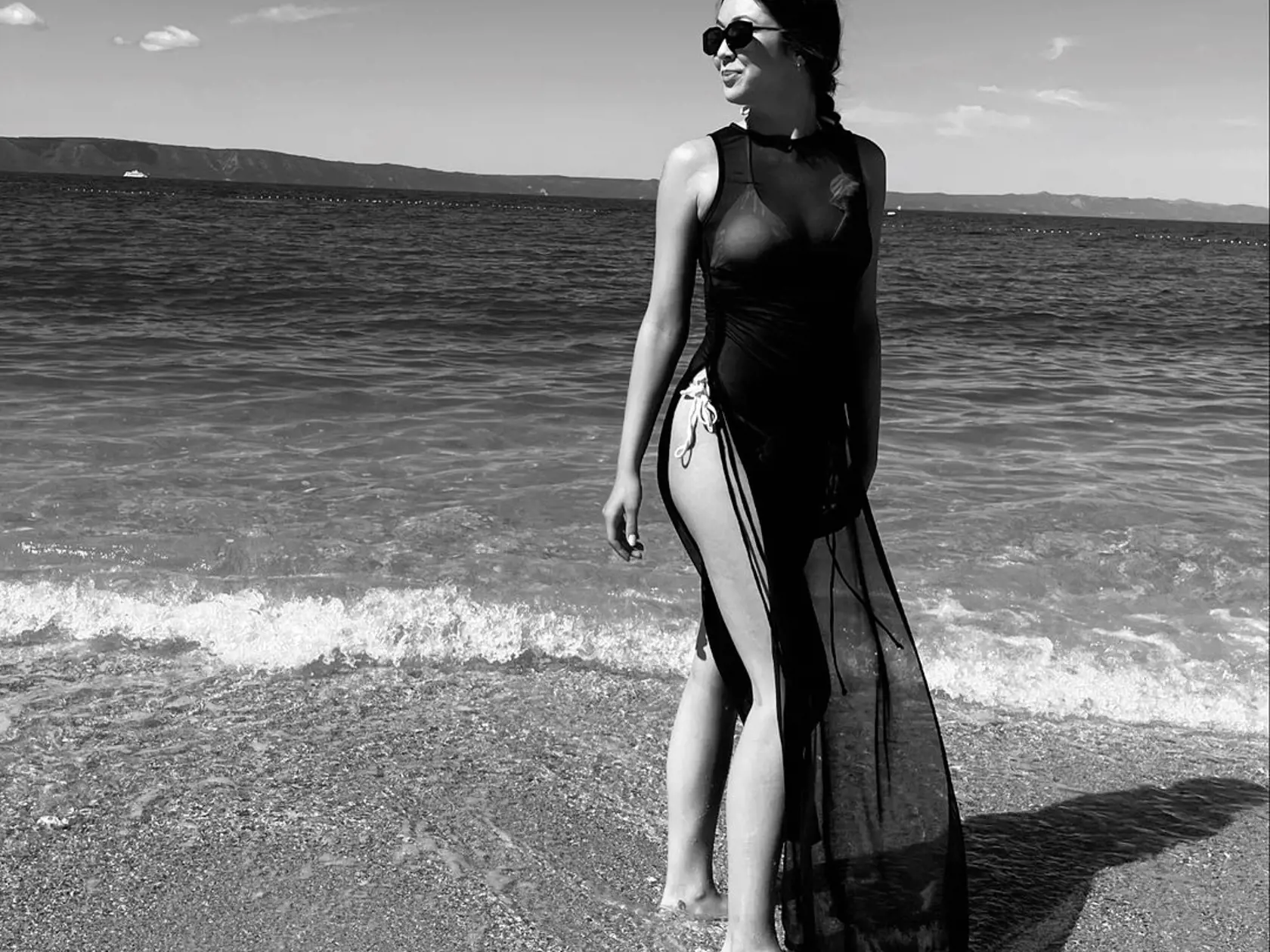 Takto Alexandra ukázala bruško svetu na svojom Instagrame a tým oznámila, že čaká dieťa.
