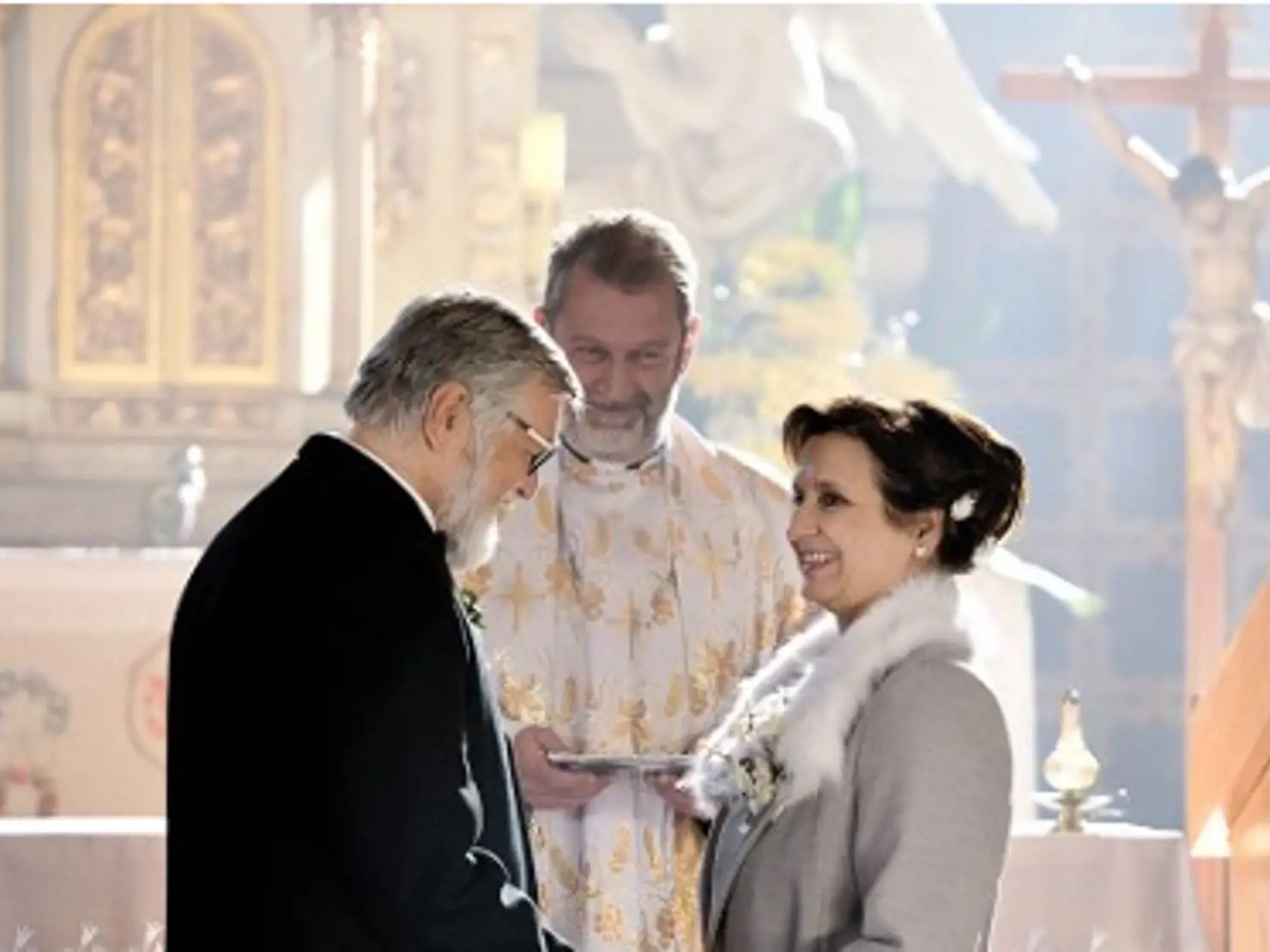 Michal Ďuriš stvárnil v seriáli Strážmajster Topinka kňaza.