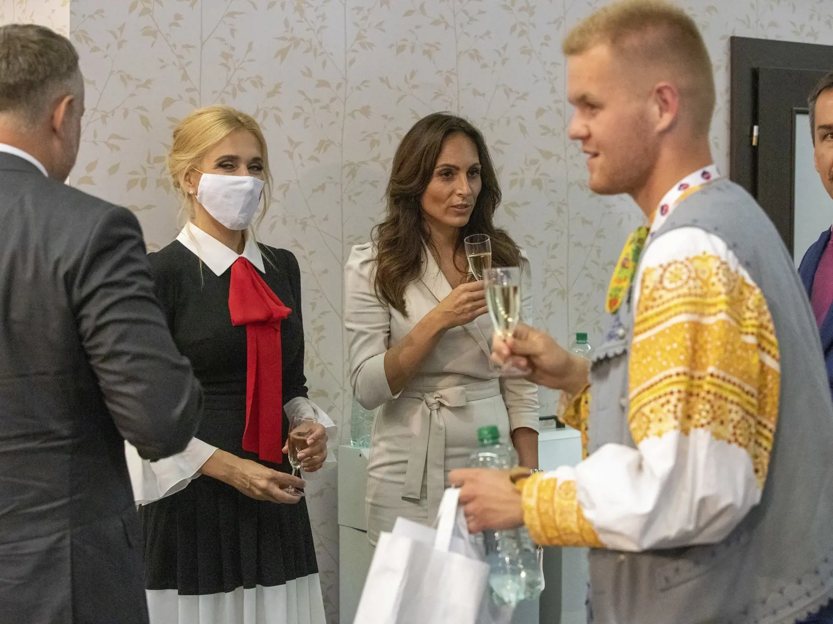 Snem politickej strany Hlas-SD v Nitre
Denisa Saková, Zuzana Dolinková, Erik Tomáš
