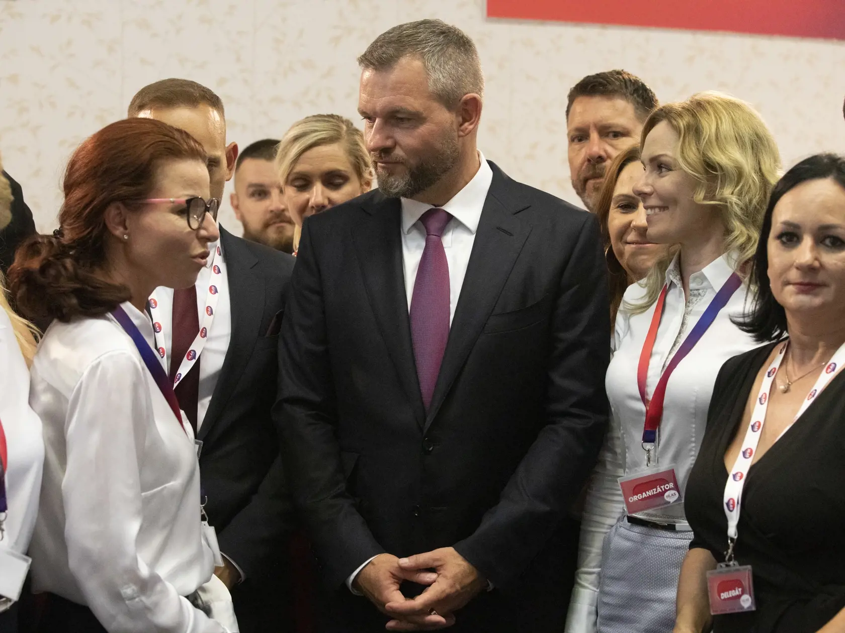 Snem politickej strany Hlas-SD v Nitre
Peter Pellegrini s obdivovateľkami