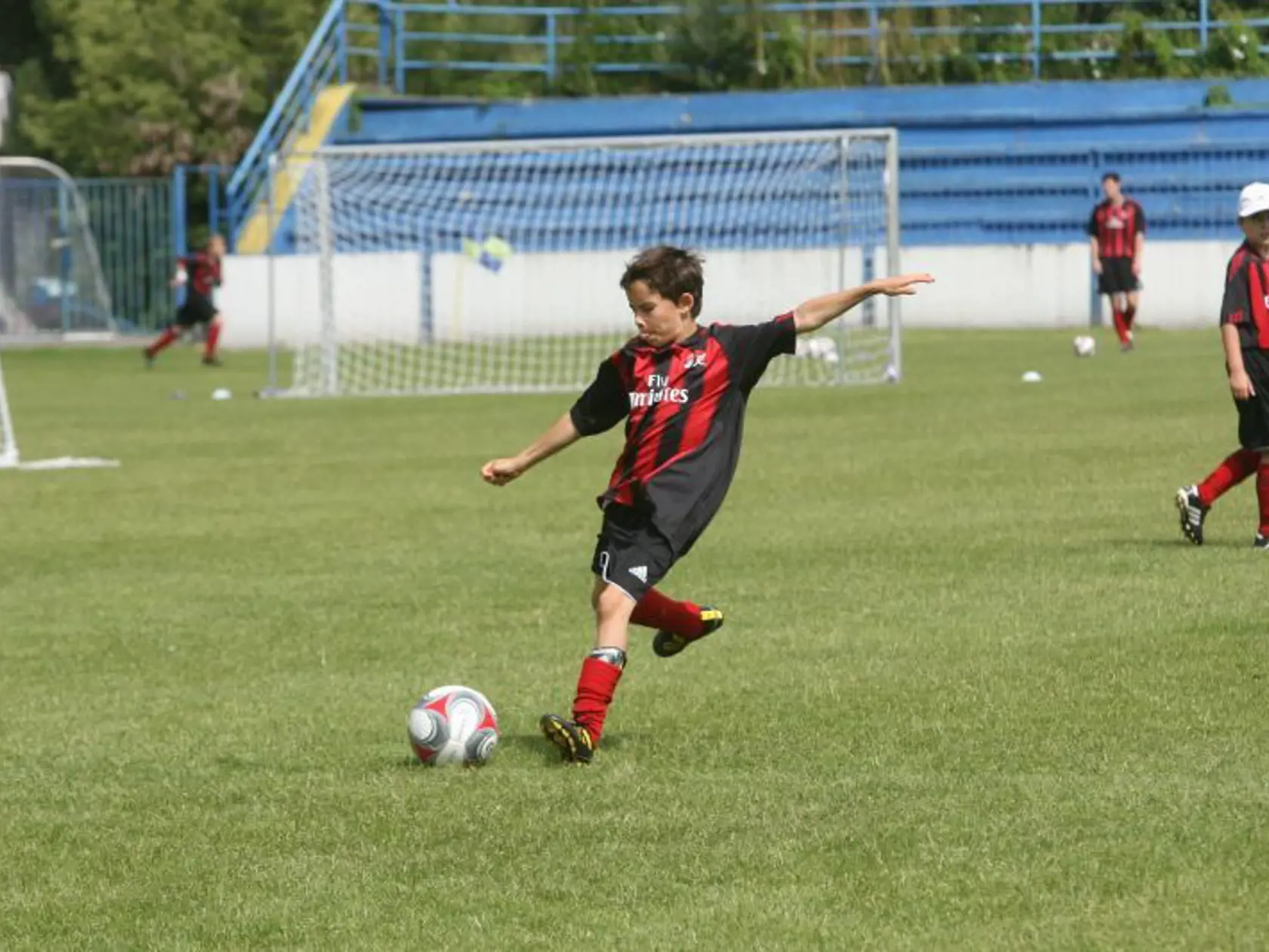Demitrov syn Lucas hrá aj futbal s nadšením.