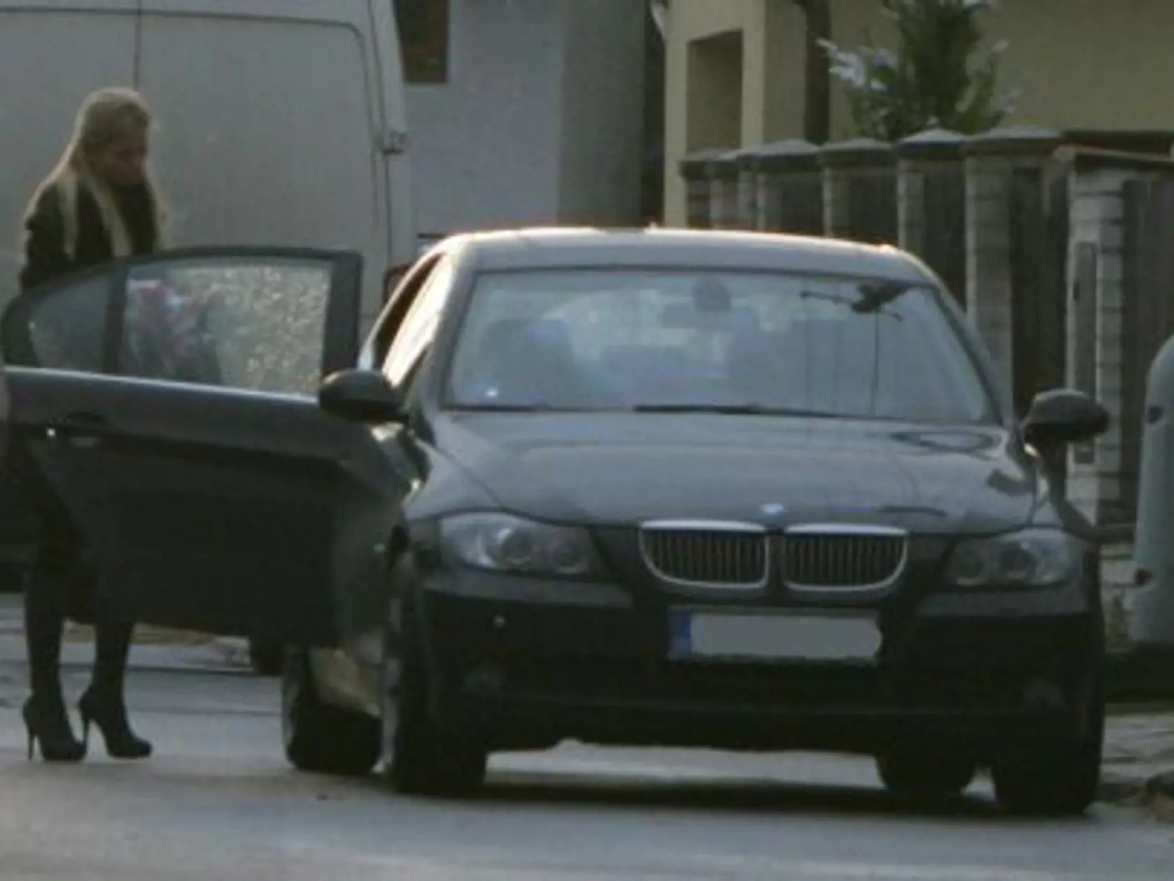 Inna a její drahé BMW od Jardy.