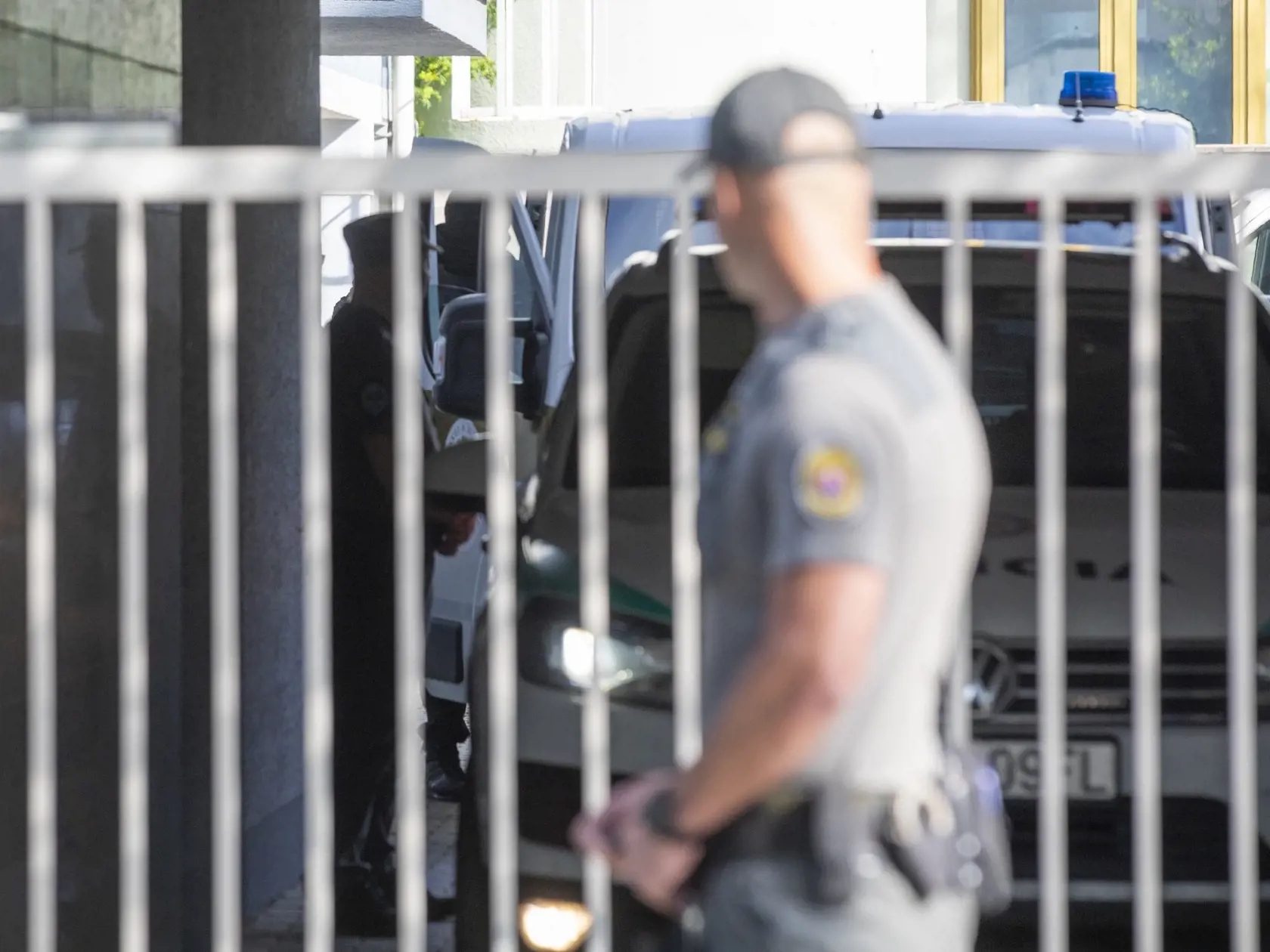 Na snímke je Okresný súd v Piešťanoch, kde súdia mafiána Mikuláša Černáka.
