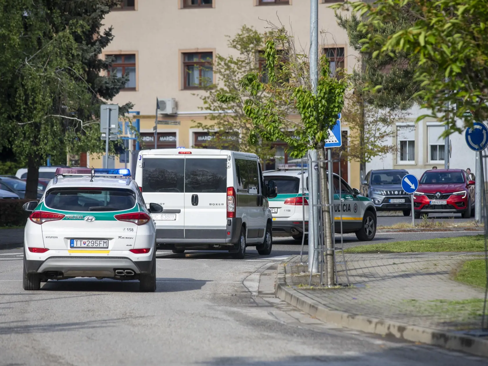 Na snímke je Okresný súd v Piešťanoch, kde súdia mafiána Mikuláša Černáka.
