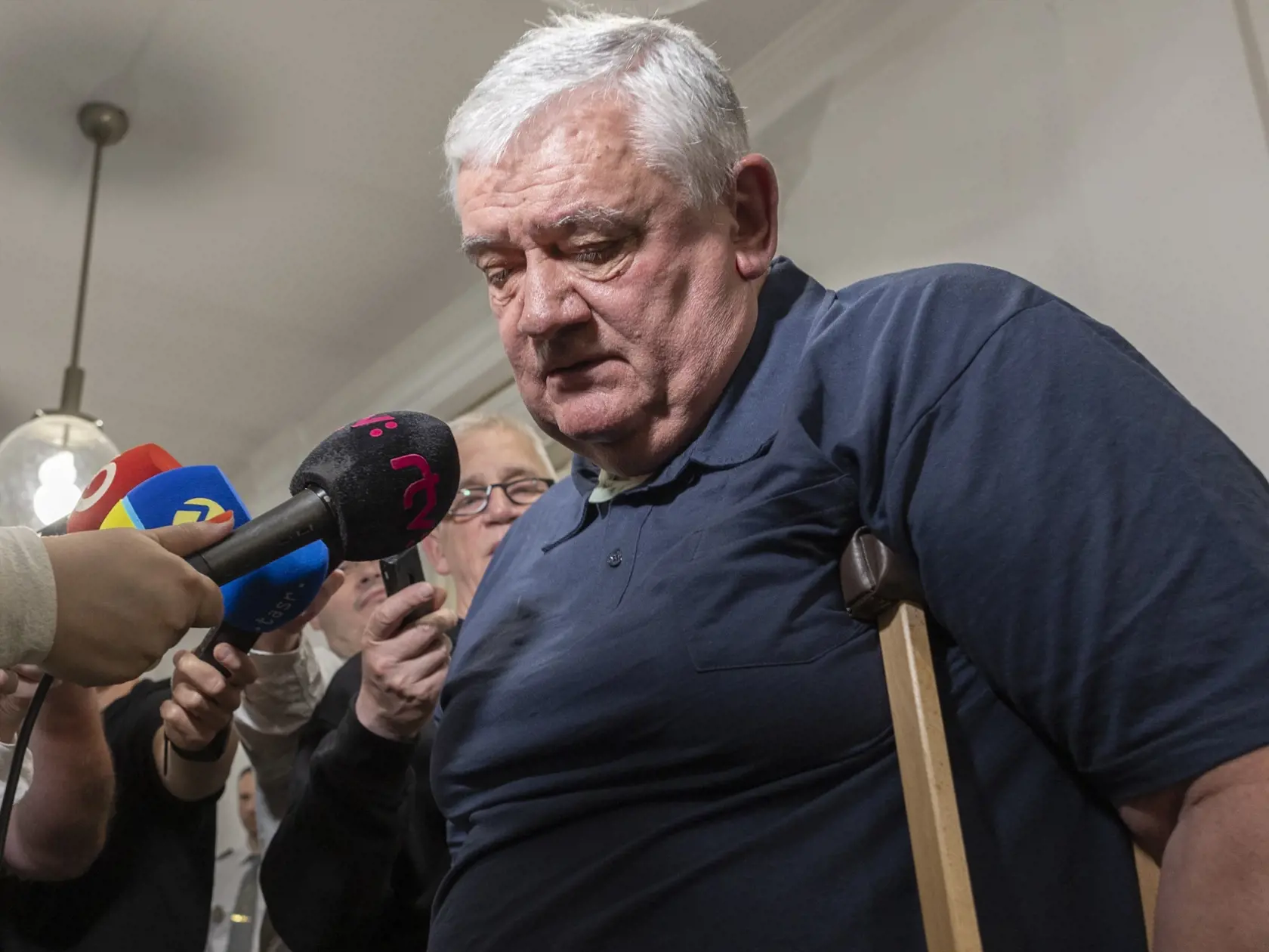 Súdne pojednávanie na špecializovanom trestnom súde v Banskej Bysterici s Jánom Slotom vo zločinu príjmania úplatku formou pomoci. 