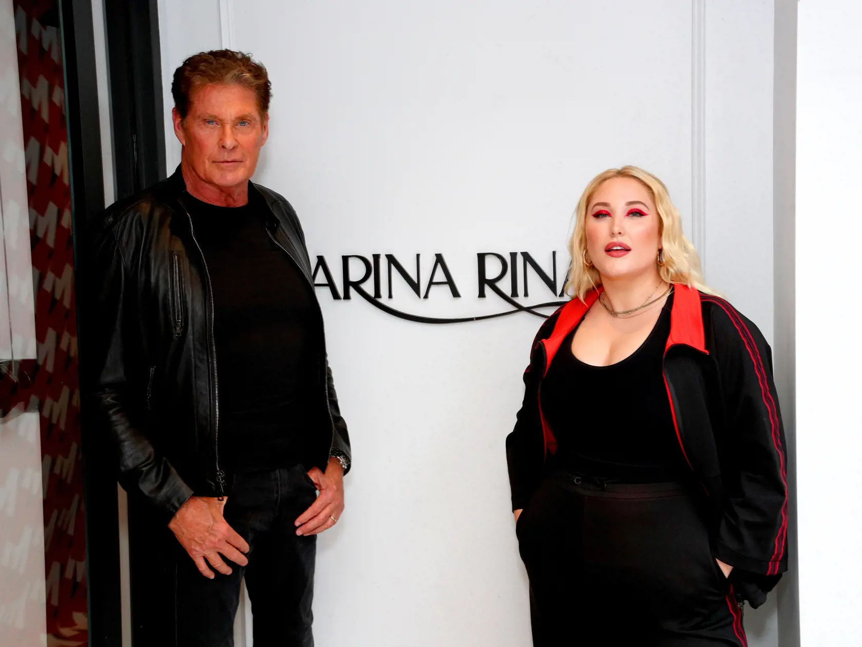 David Hasselhoff s dcérou Hayley v Marina Rinaldi Boutique v New York City. Pred šiestimi rokmi. 