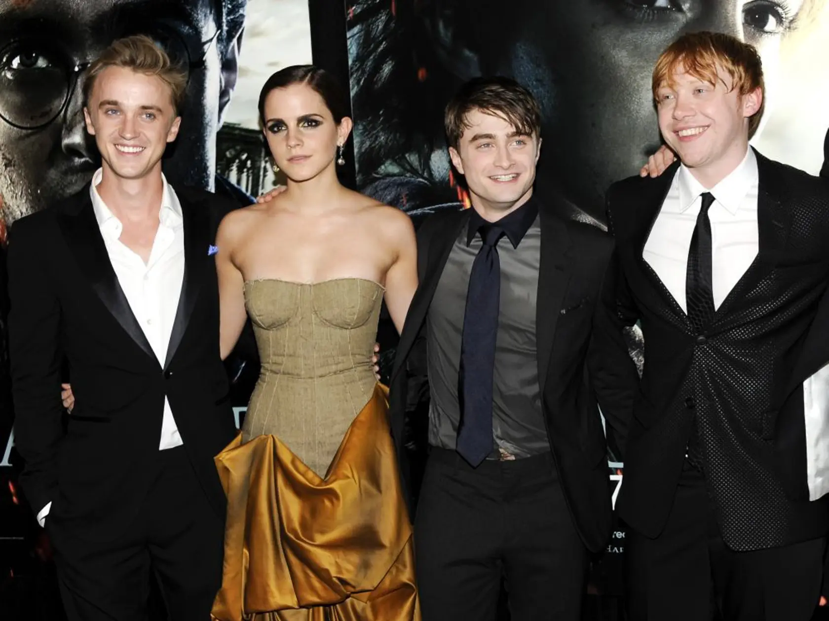 Hrdinovia čarodejníckej ságy: zľava Draco Malfoy, Hermiona Granger, Harry Potter a Ron Weasley.