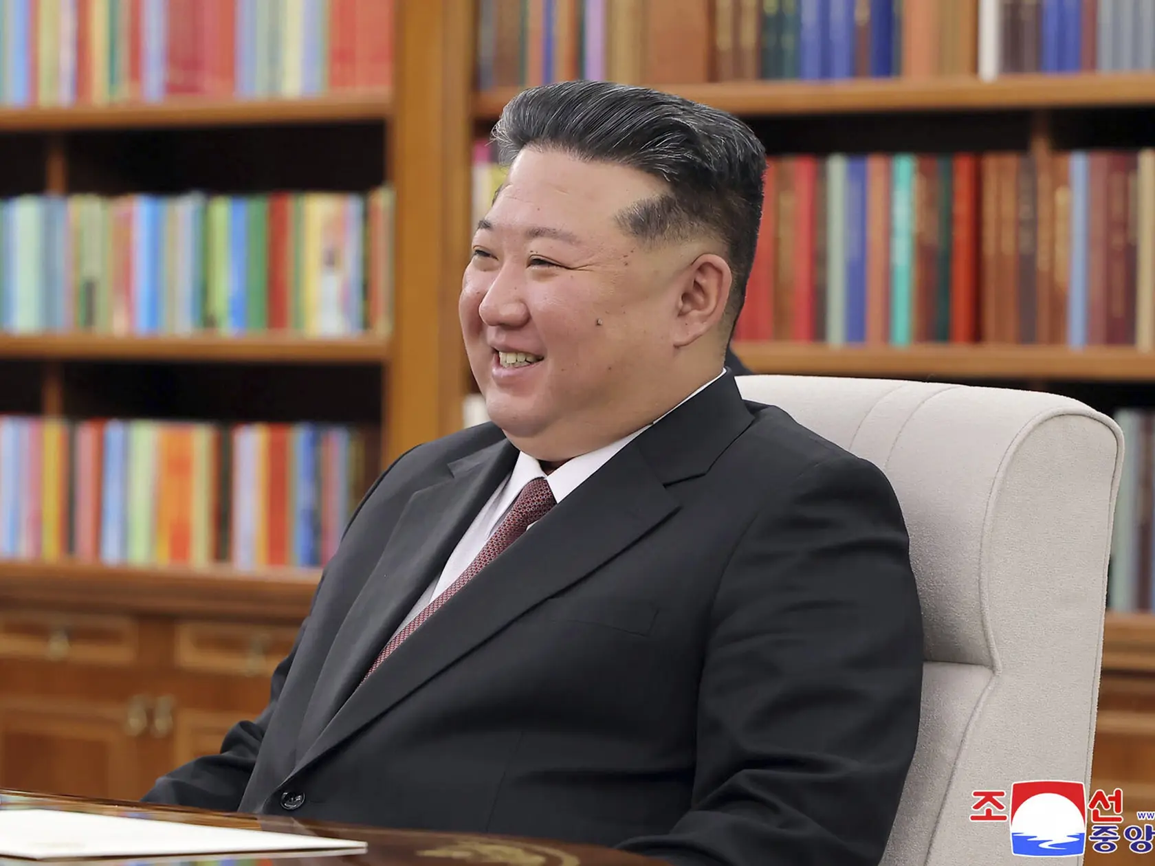Kim v Pchjongjangu na rokovaní s predsedom ruskej Bezpečnostnej rady Sergejom Šojguom