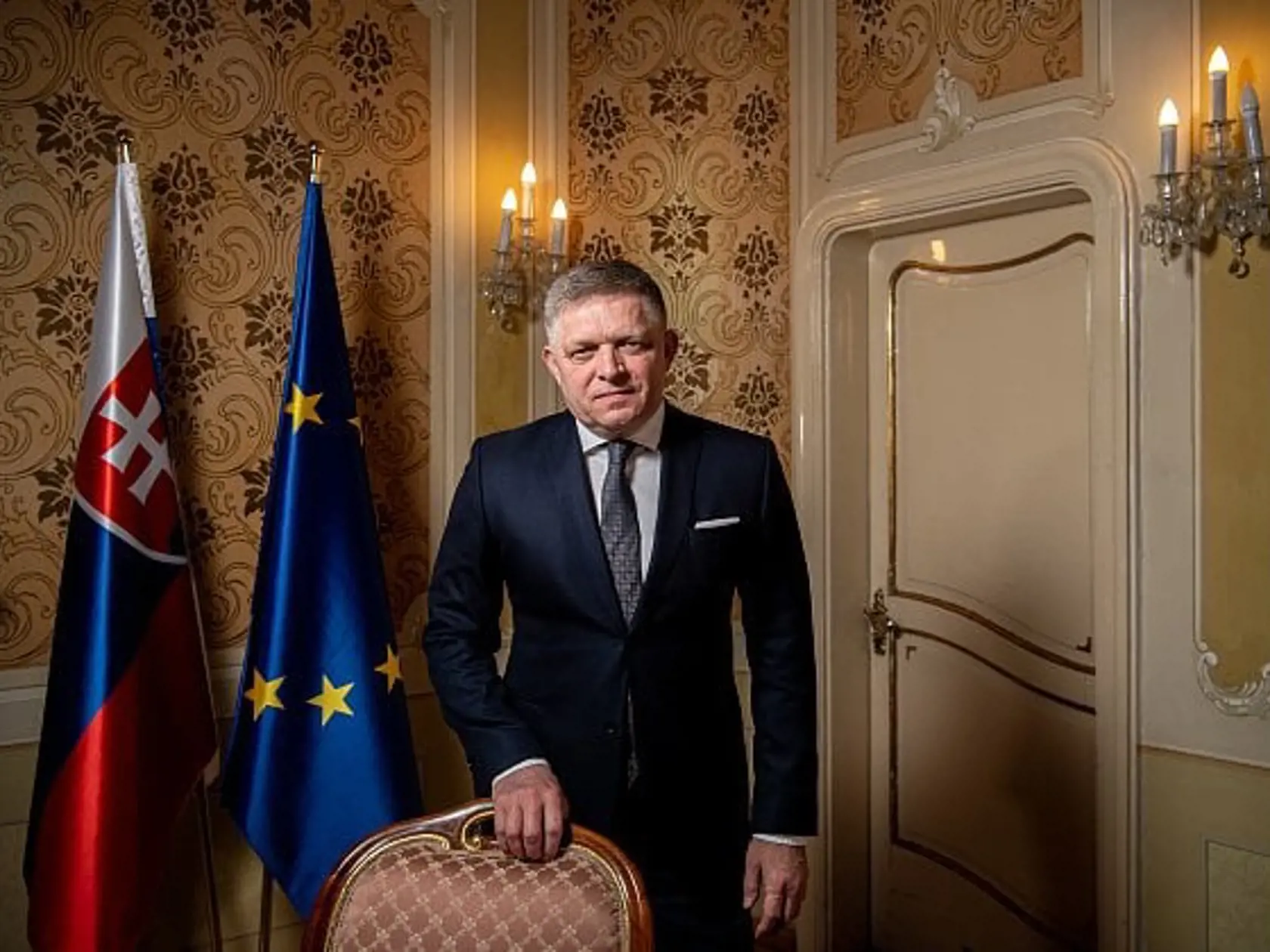 Premiér Robert Fico v rozhovore pre deník.cz s Romanom Gallom a Lubošom Palatom