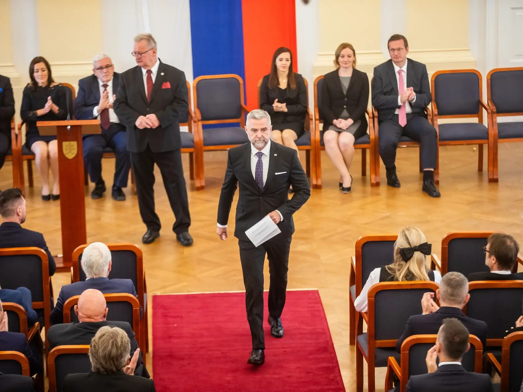 Kandidoval za stranu Smer.