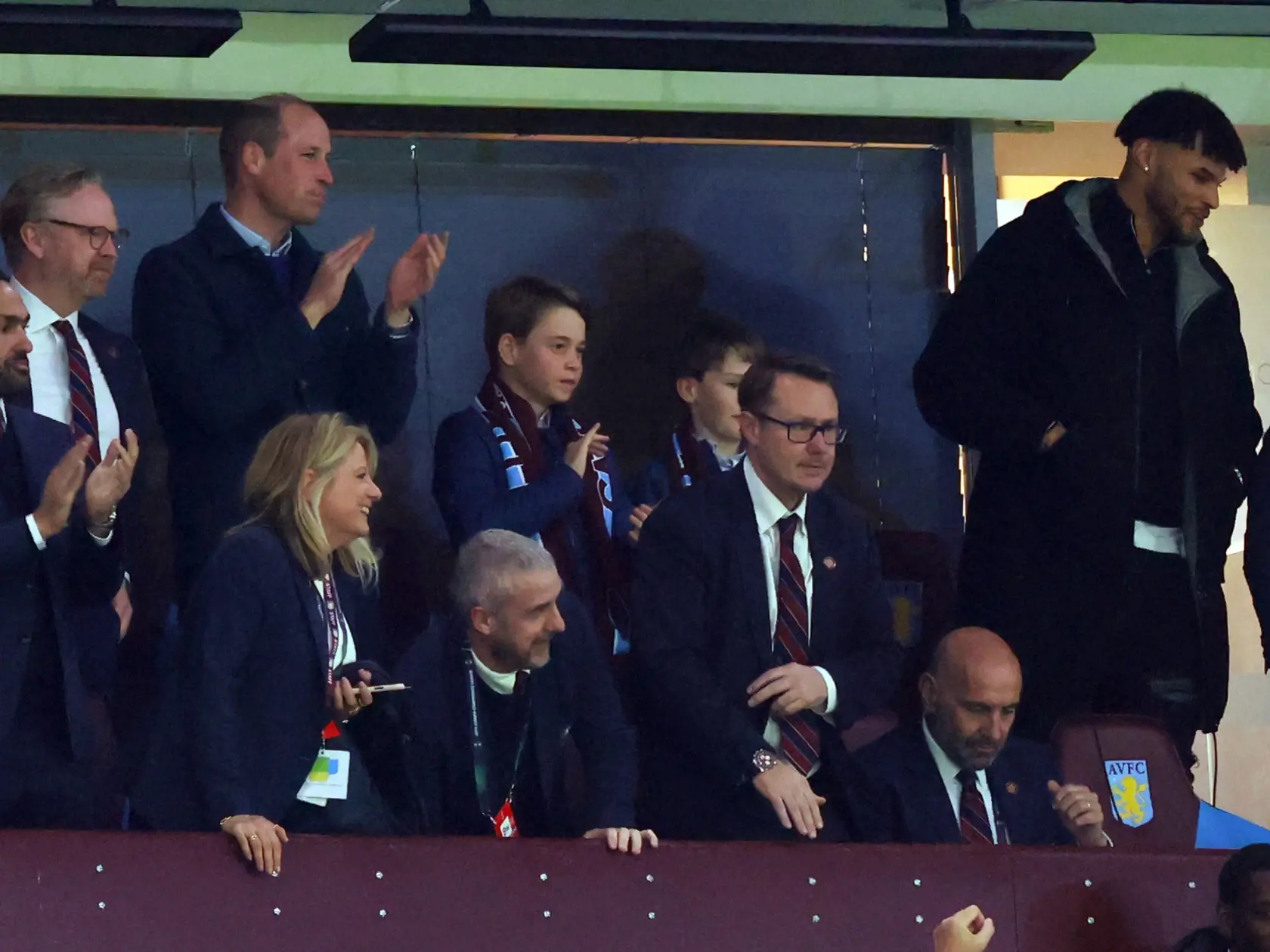 Princ George prvýkrát na verejnosti od oznámenia rakoviny princeznej Kate.