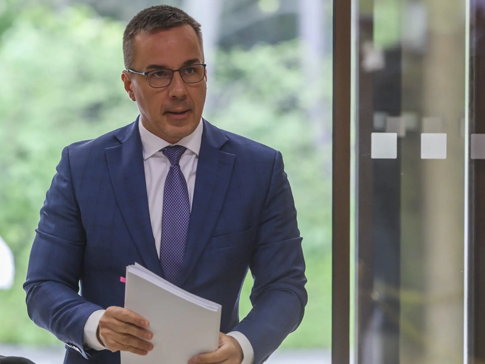 Minister práce, sociálnych vecí a rodiny SR Erik Tomáš (Hlas-SD)