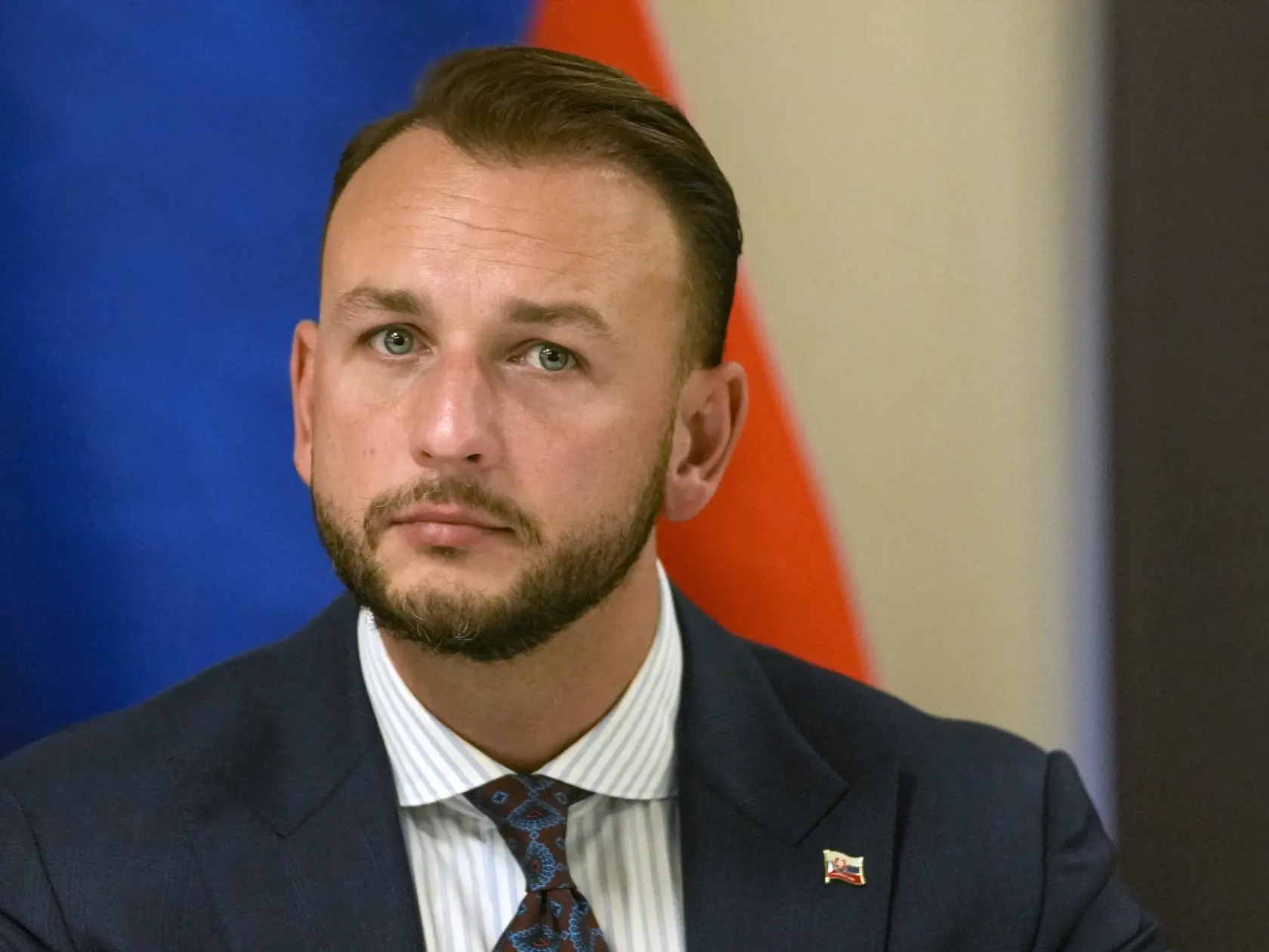 Na snímke slovenský minister vnútra Matúš Šutaj Eštok počas tlačovej konferencie po stretnutí ministrov vnútra Vyšehradskej štvorky (Česká republika, Maďarsko, Poľsko a Slovensko), Rakúska a Nemecka v maďarskom Segedíne v pondelok 27. novembra 2023.