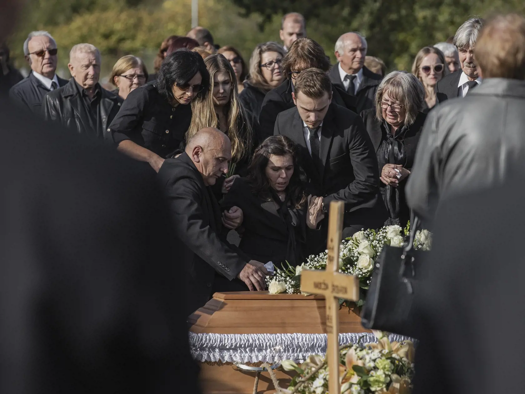 V Spišskej Novej Vsi sa 7.10.2022 konala posledná rozlúčka s Natáliou Hamrákovou. Iba 19-ročná študentka práva bola jednou z obetí tragickej nehody na Zochovej ulici v Bratislave.