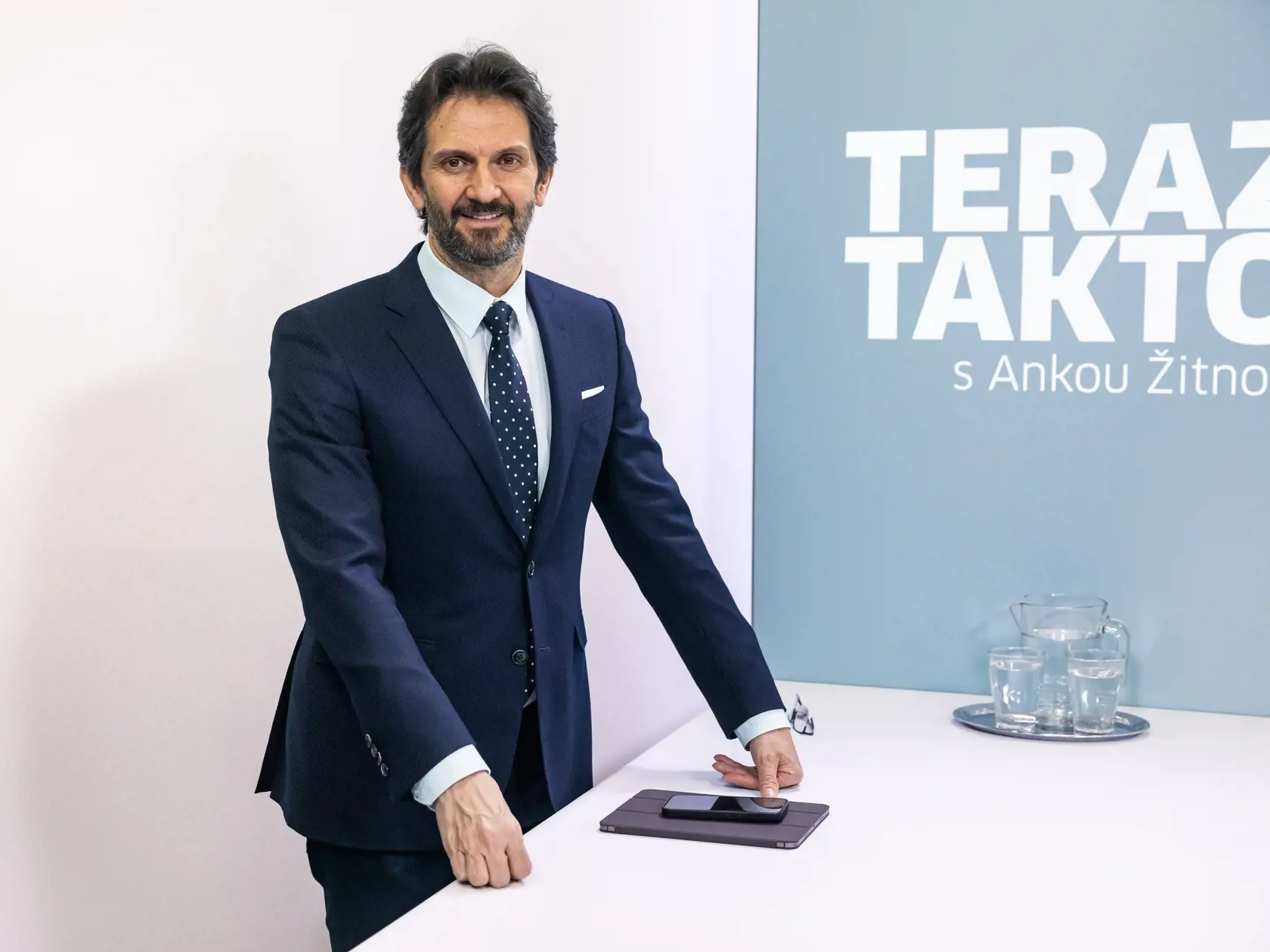 Diskusná relácia “Teraz takto”, ktorej hosťom bol Robert Kaliňák - minister obrany.