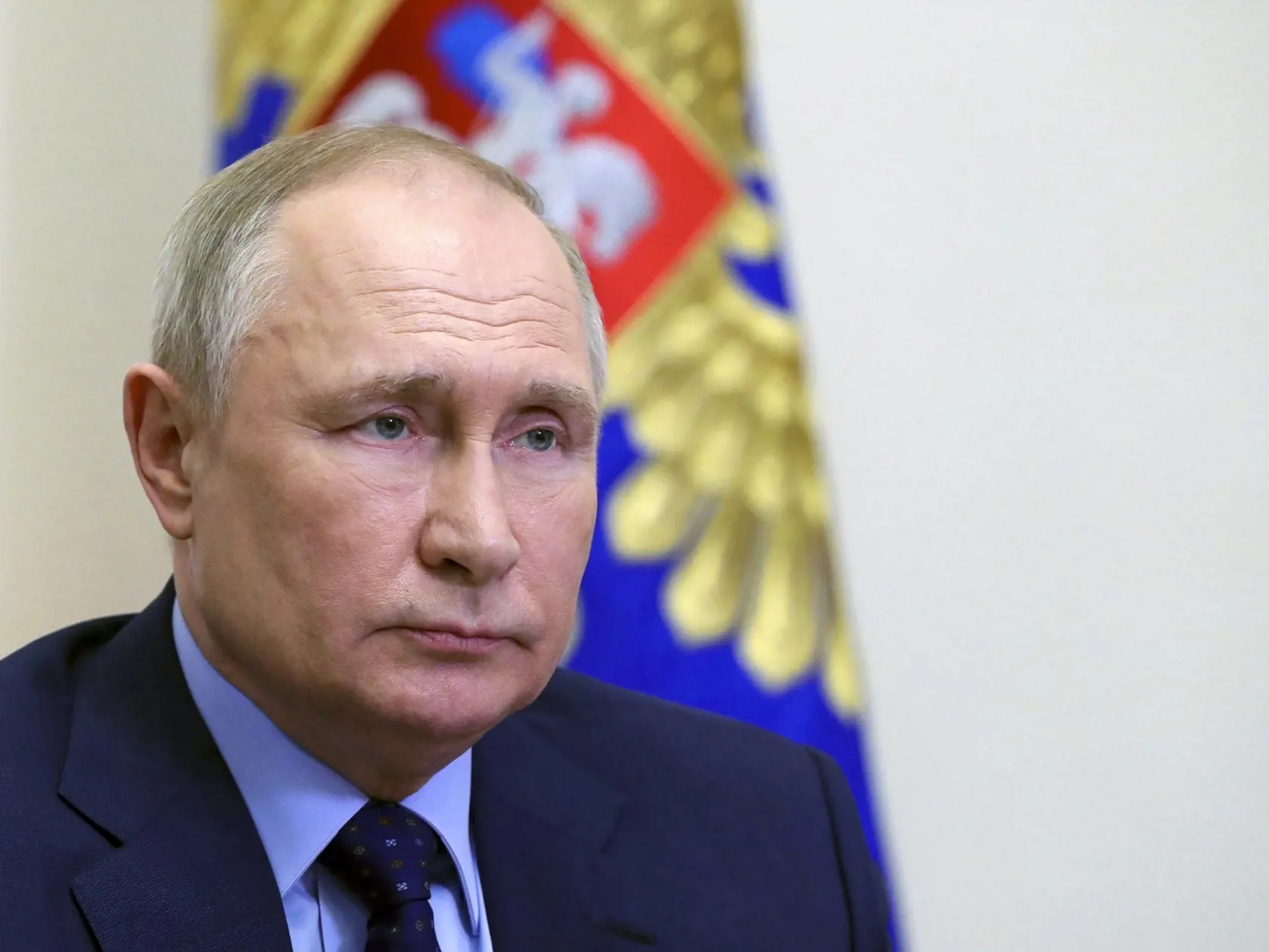 EBE 31 Moskva - Na snímke ruský prezident Vladimir Putin predsedá zasadnutiu Bezpečnostnej rady prostredníctvom videokonferencie v rezidencii Novo-Ogarjovo pri Moskve v Rusku vo štvrtok 7. apríla 2022. FOTO TASR/AP

Russian President Vladimir Putin chairs a Security Council meeting via videoconference at the Novo-Ogaryovo residence outside Moscow, Russia, Thursday, April 7, 2022. (Mikhail Klimentyev, Sputnik, Kremlin Pool Photo via AP)
