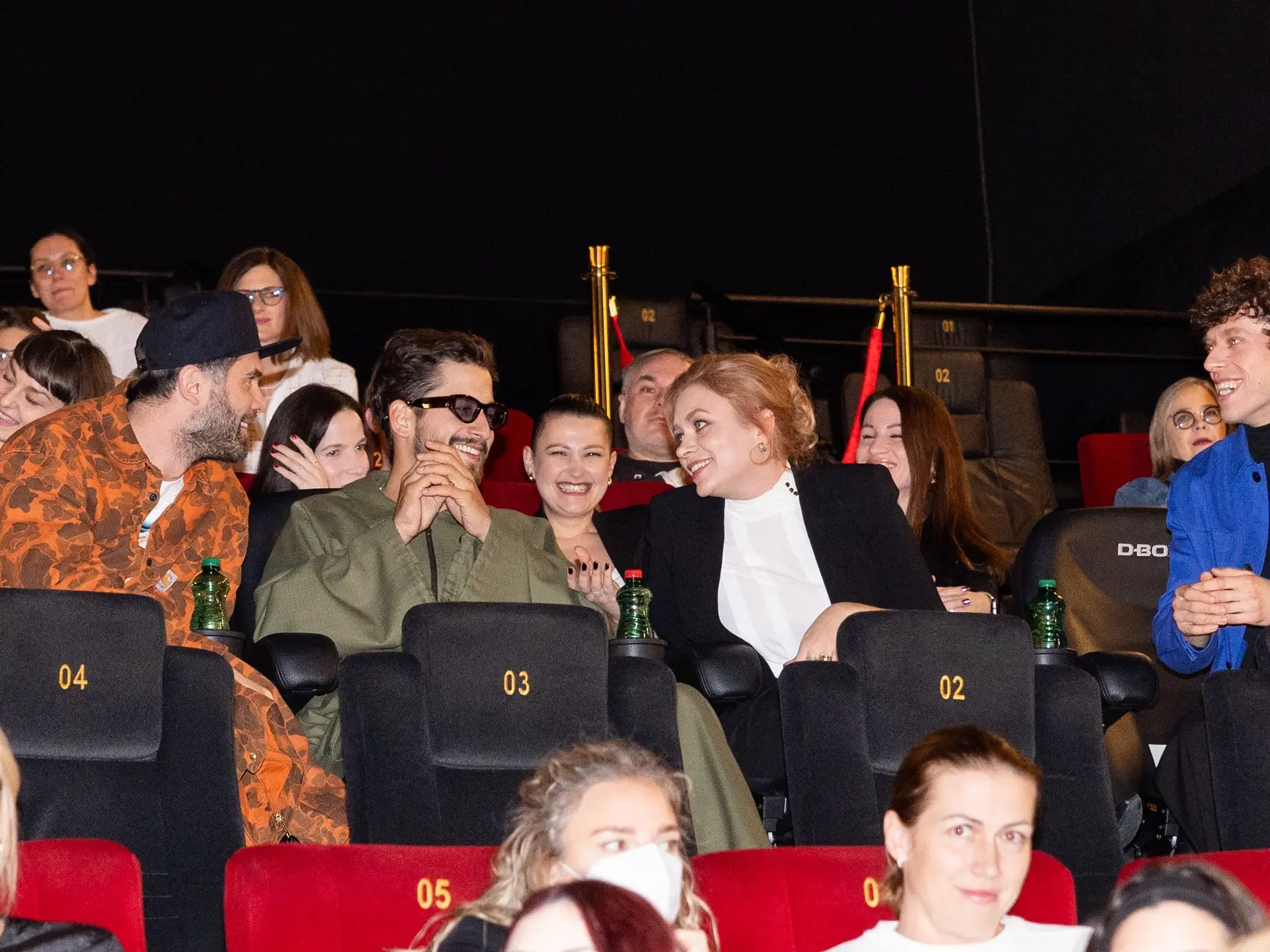 Premiéra seriálu Vina. Na snímke Ján Dobrík, Jakub Jablonský, Kamila Heribanová a Vladislav Plevčík.