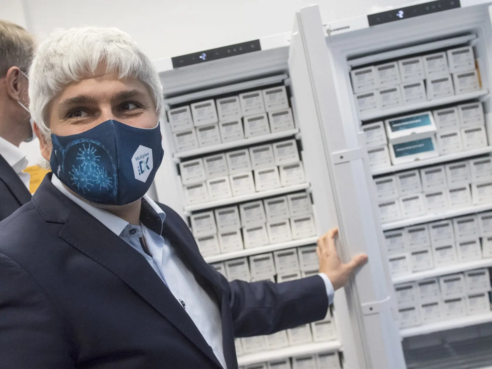 Slovenskí vedci darovali 100.000 kusov PCR testov na ochorenie na COVID-19 vo vedeckom parku Univerzity Komenského v Bratislave 9. októbra 2020. Na snímke biochemik Pavol Čekan. FOTO TASR - Martin Baumann