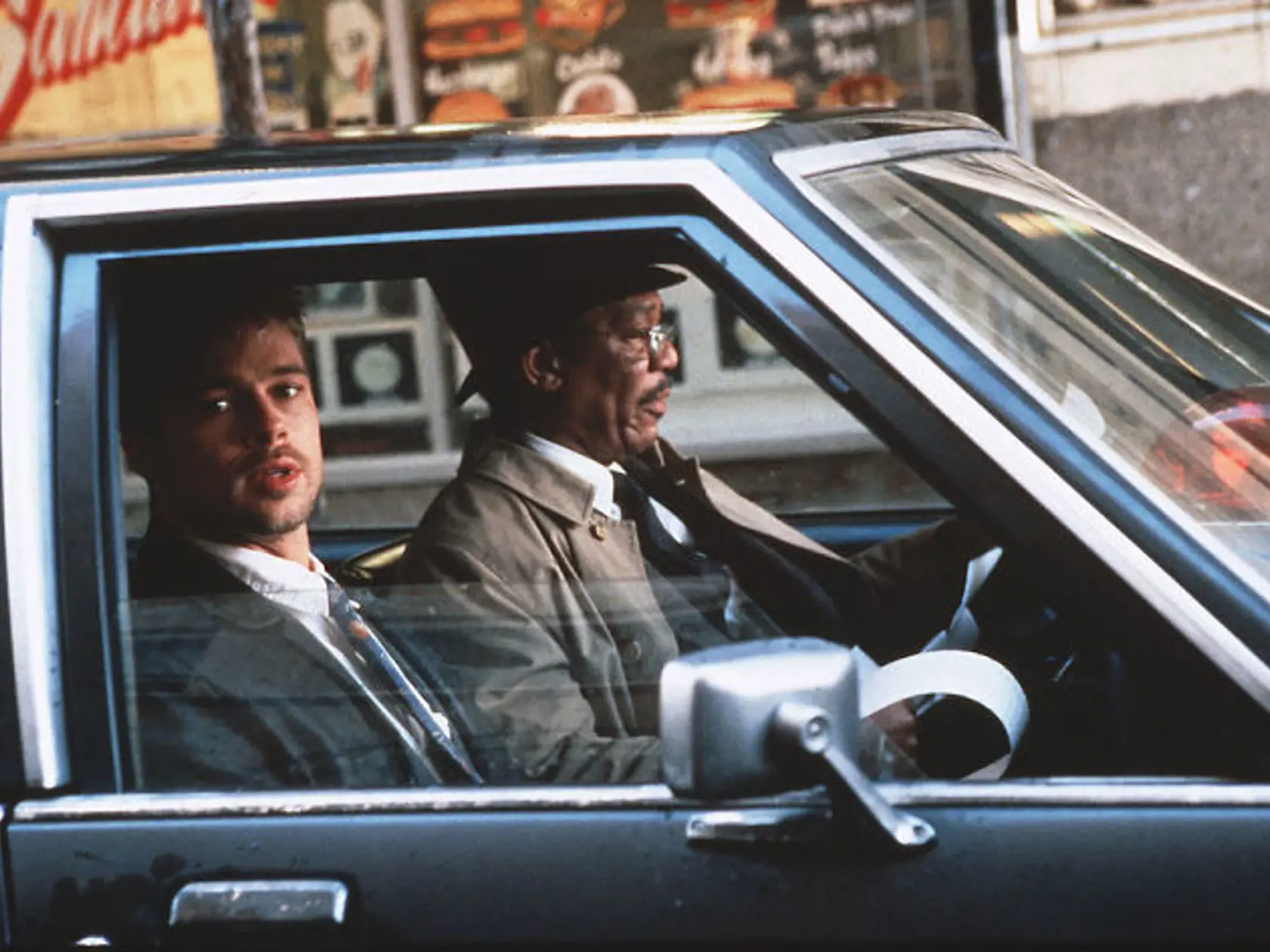 Brad Pitt a Morgan Freeman