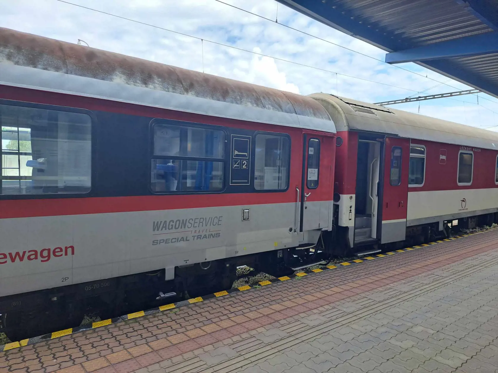 Vlak EuroNight do Splitu vyrazil dnes o 15:26 zo stanice Bratislava-Nové Mesto.
